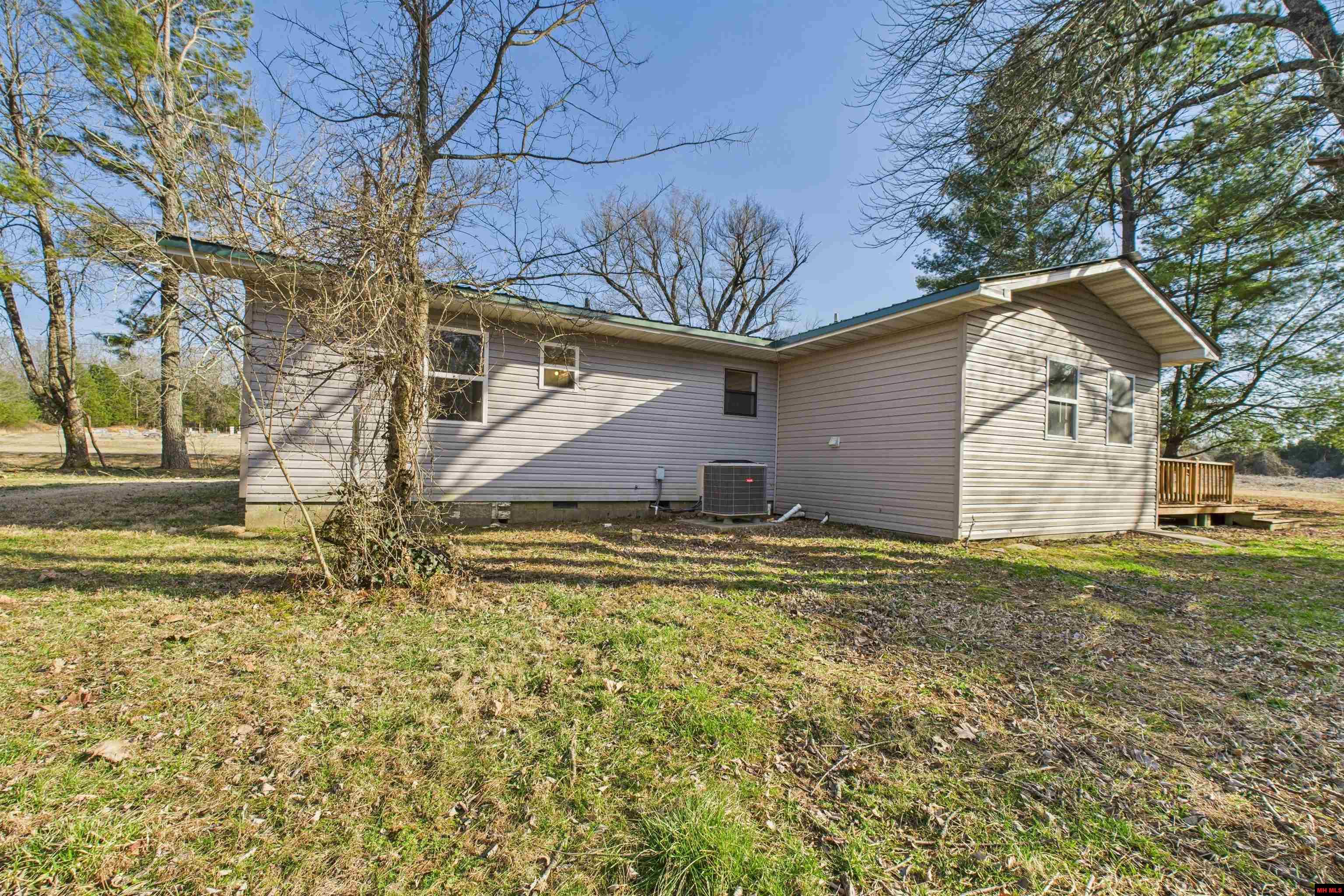 9249 HWY 9 SOUTH Salem, AR 72576