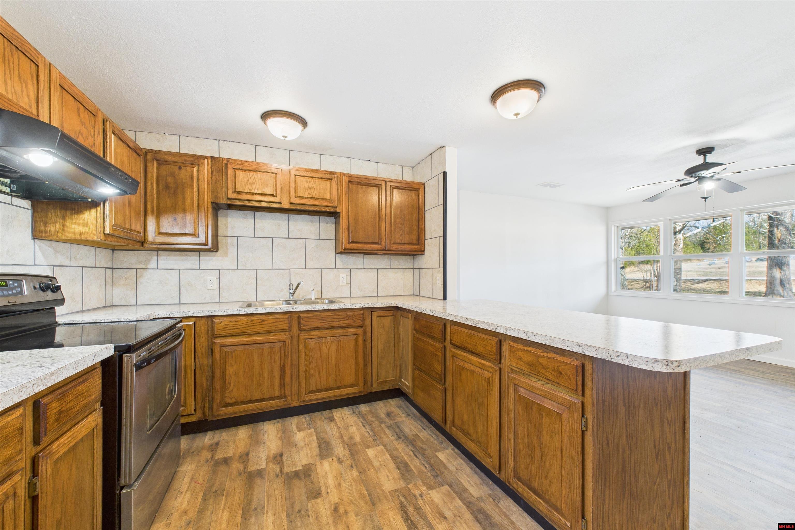 9249 HWY 9 SOUTH Salem, AR 72576