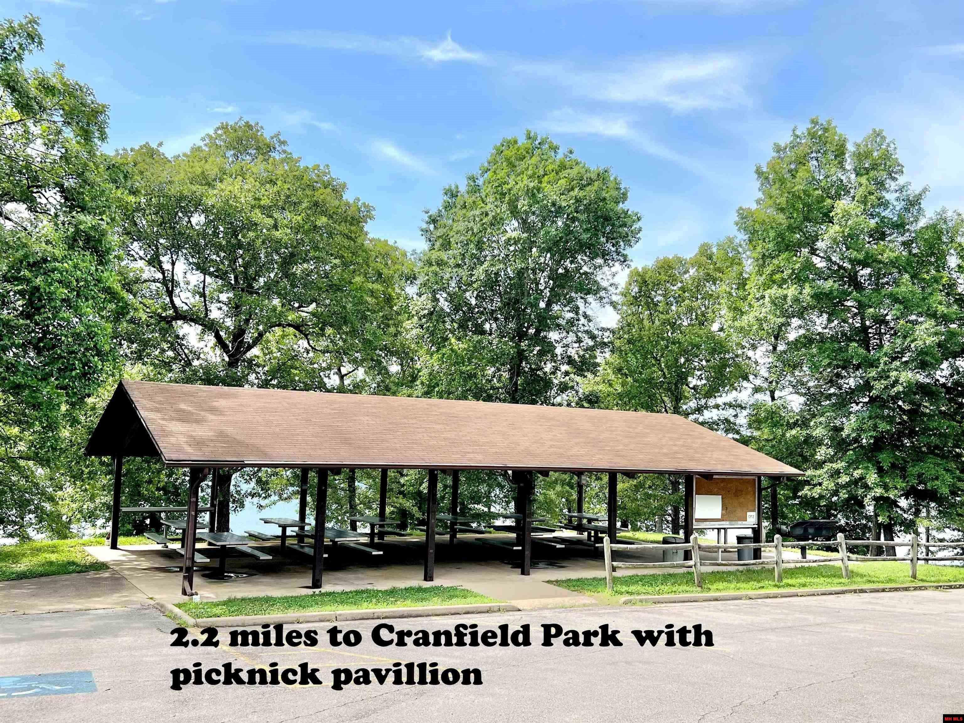 83 CR 987 Mountain Home, AR
