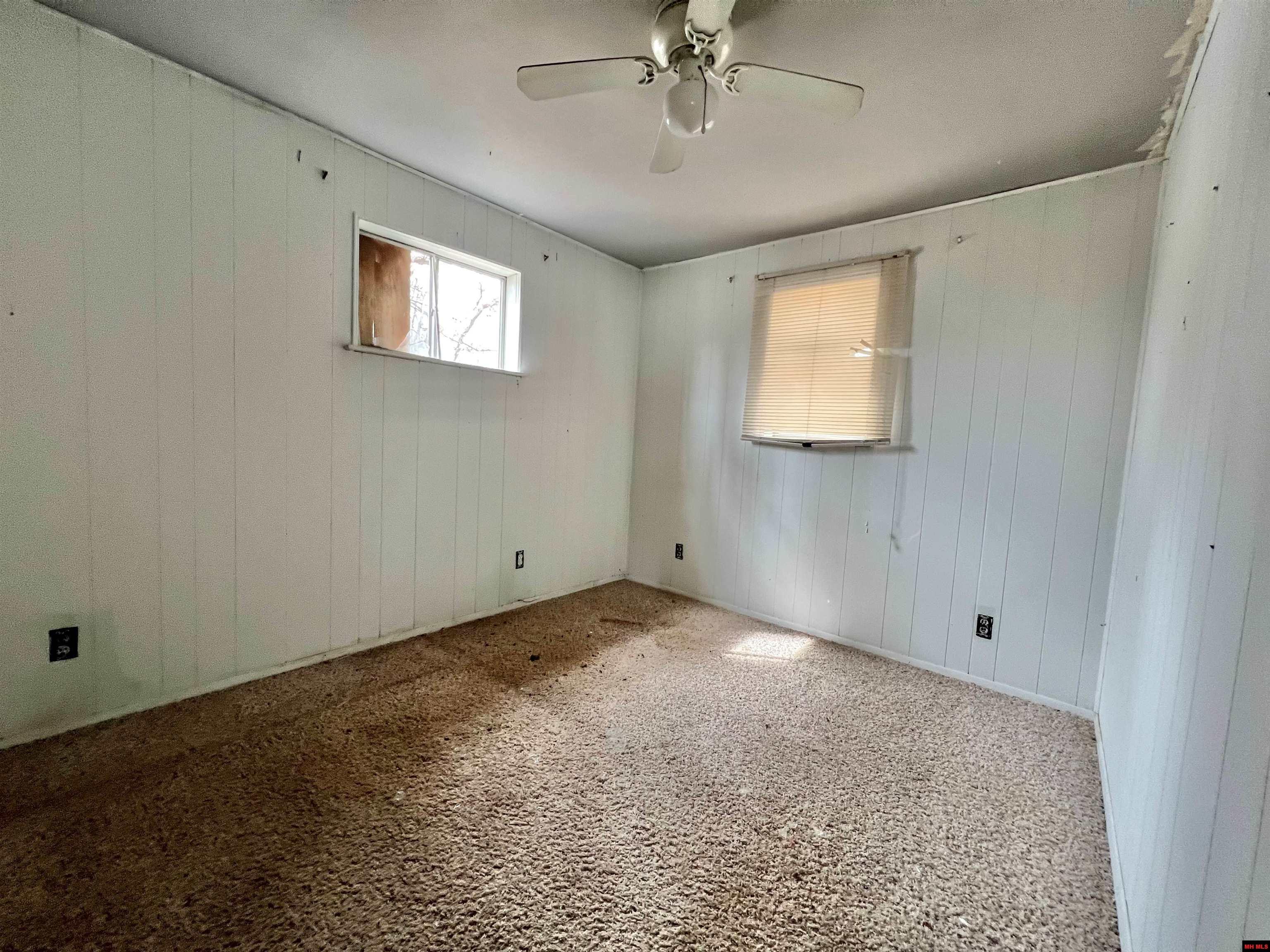 83 CR 987 Mountain Home, AR