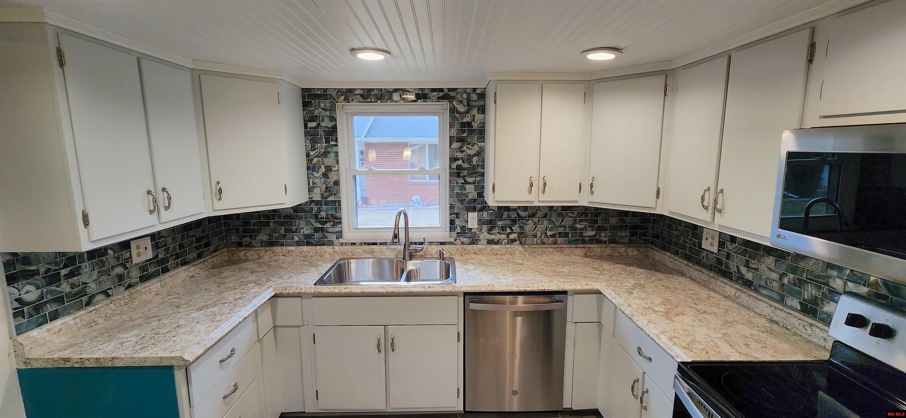 3833 HWY 178 Lakeview, AR