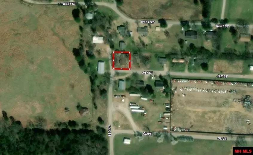 151 JAY STREET Melbourne, AR