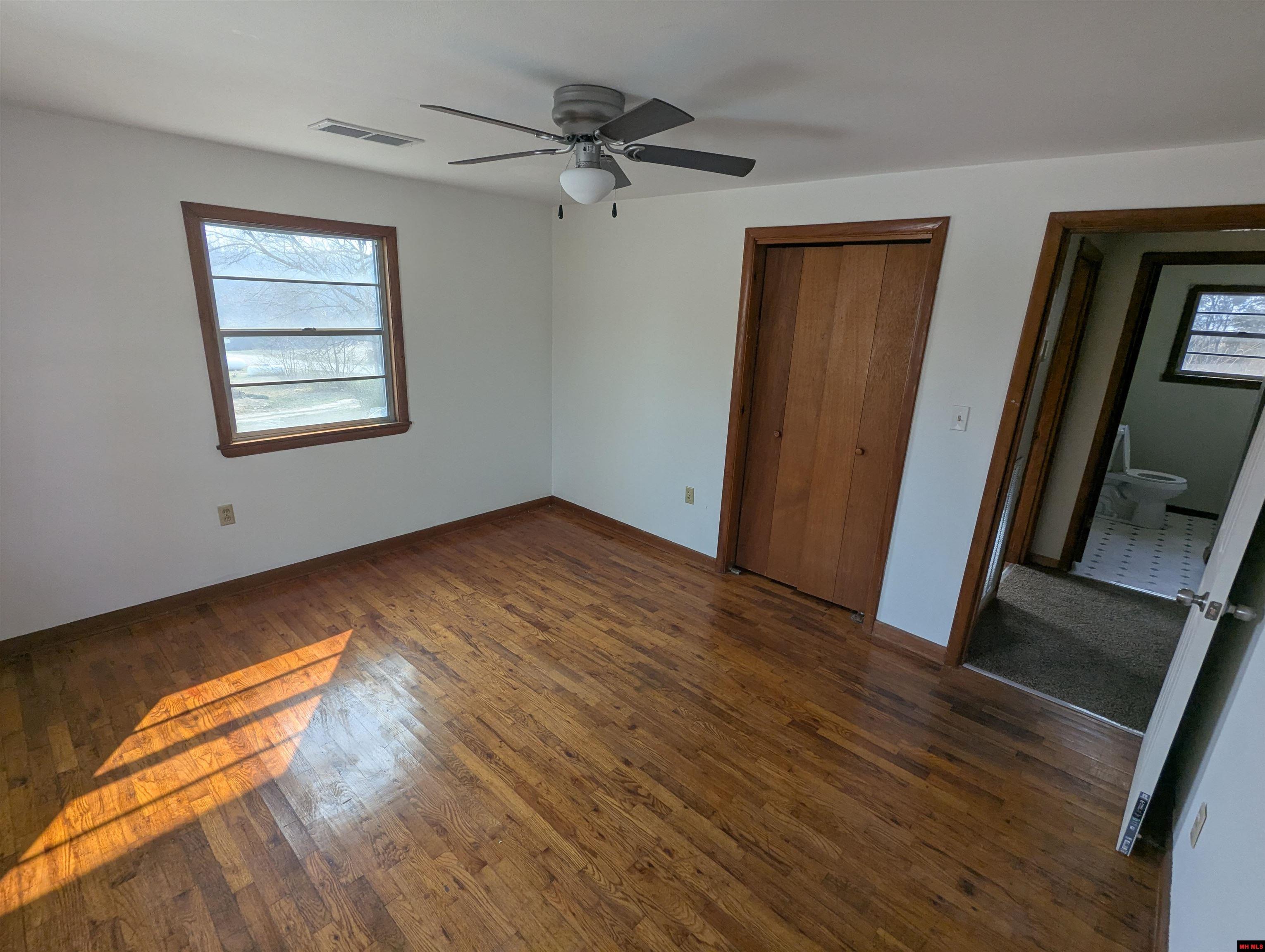 151 JAY STREET Melbourne, AR