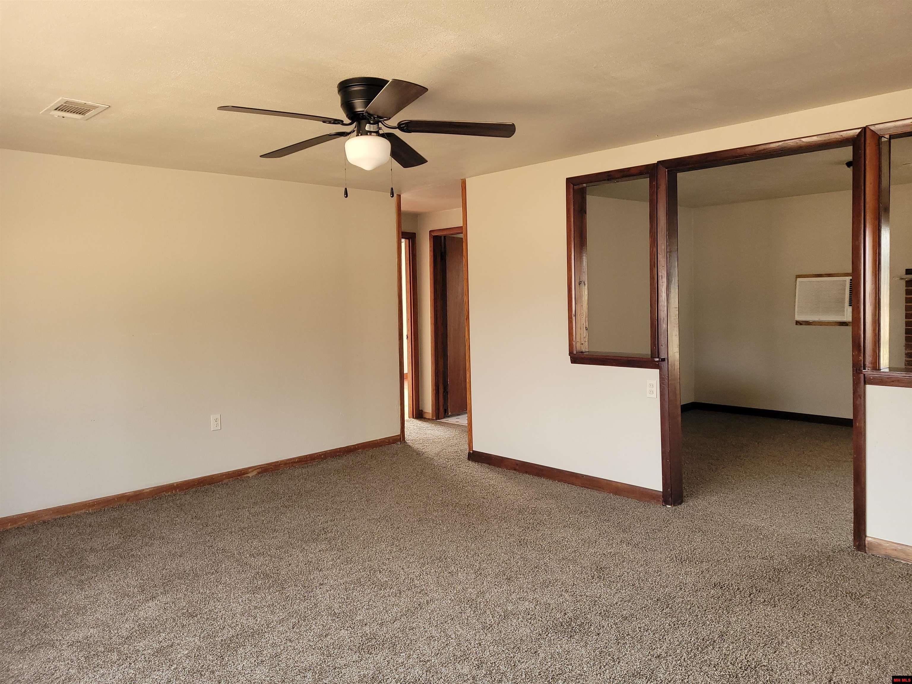 151 JAY STREET Melbourne, AR