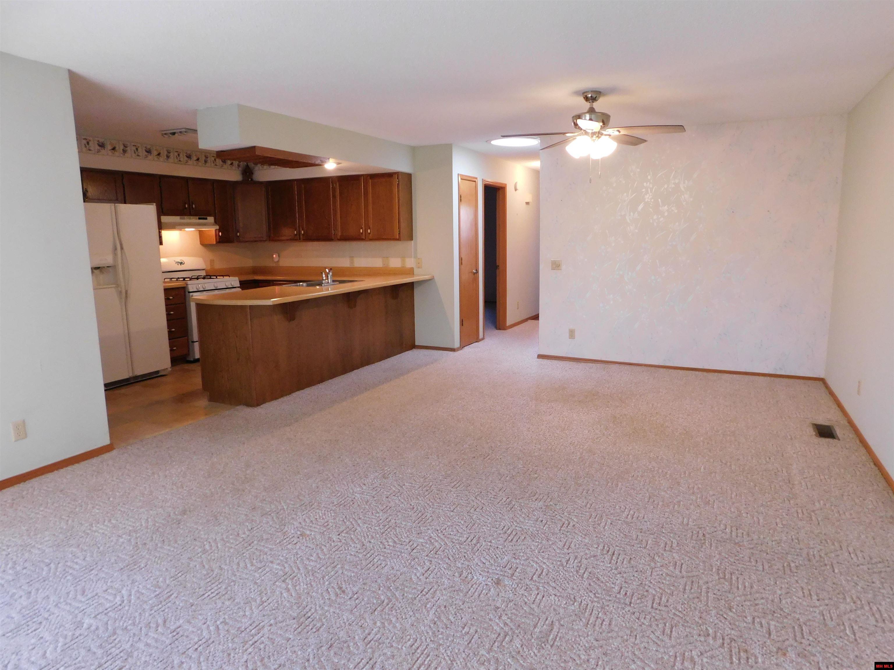 1500 POST OAK WAY Mountain Home, AR