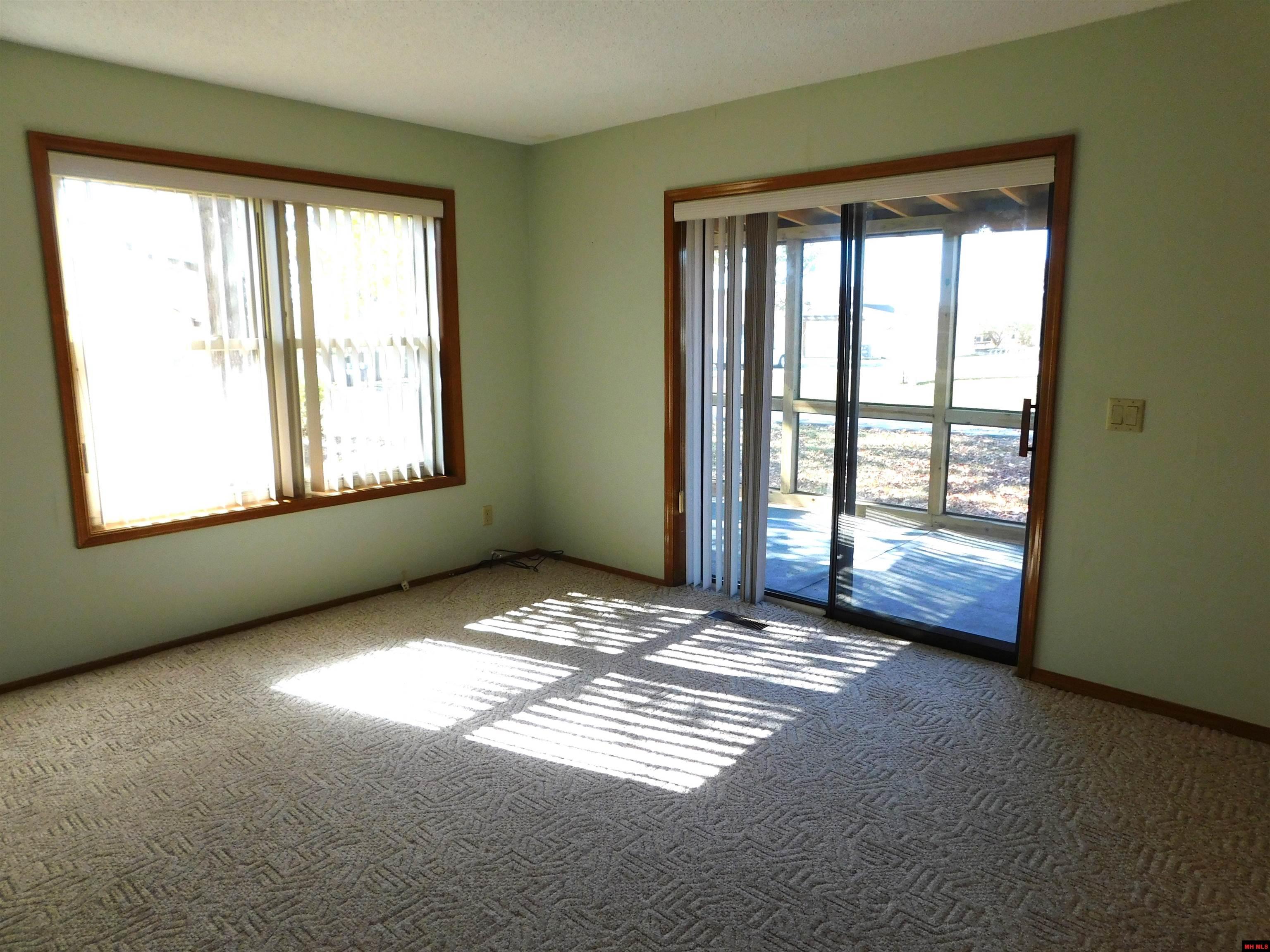 1500 POST OAK WAY Mountain Home, AR
