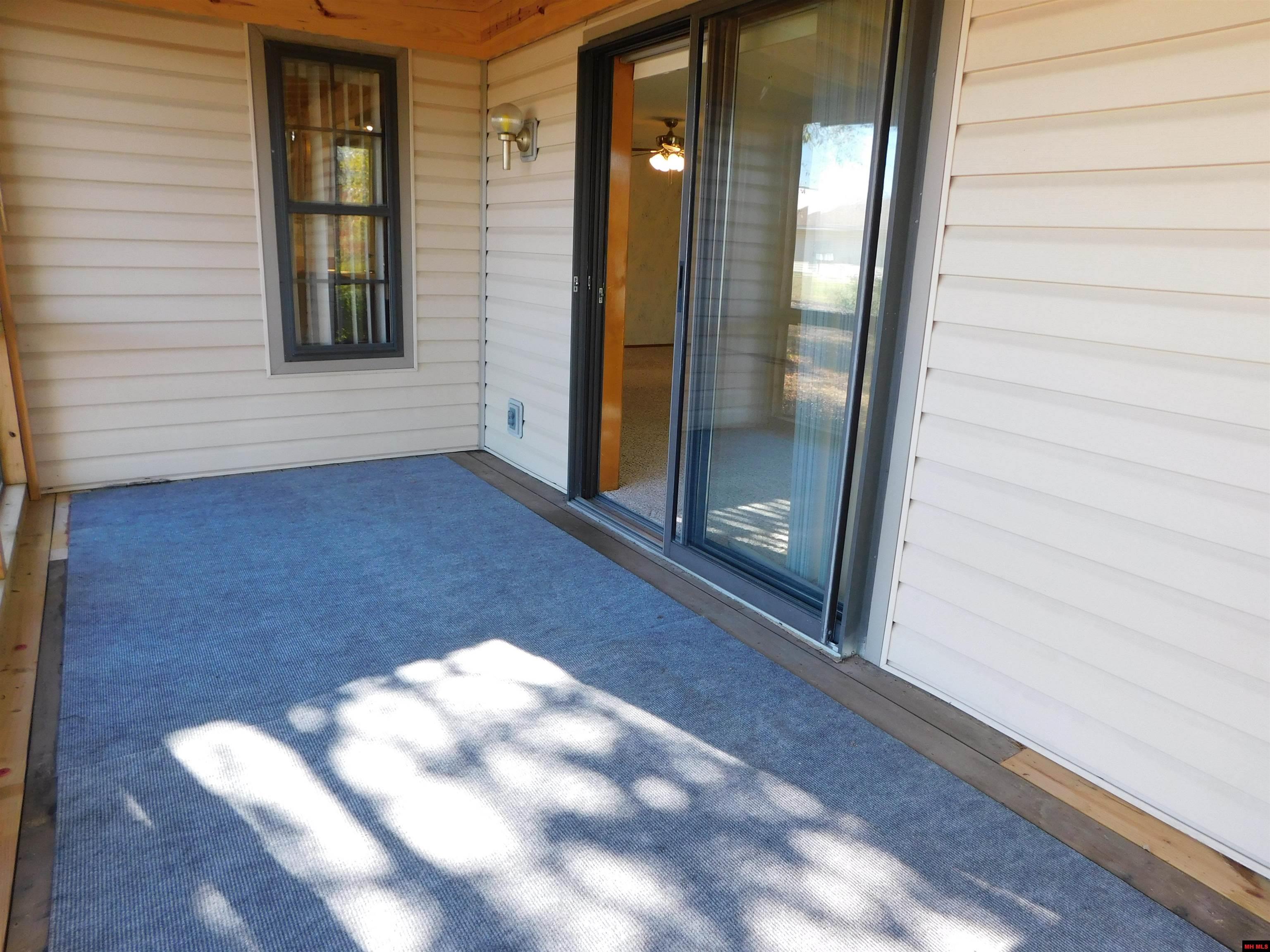 1500 POST OAK WAY Mountain Home, AR