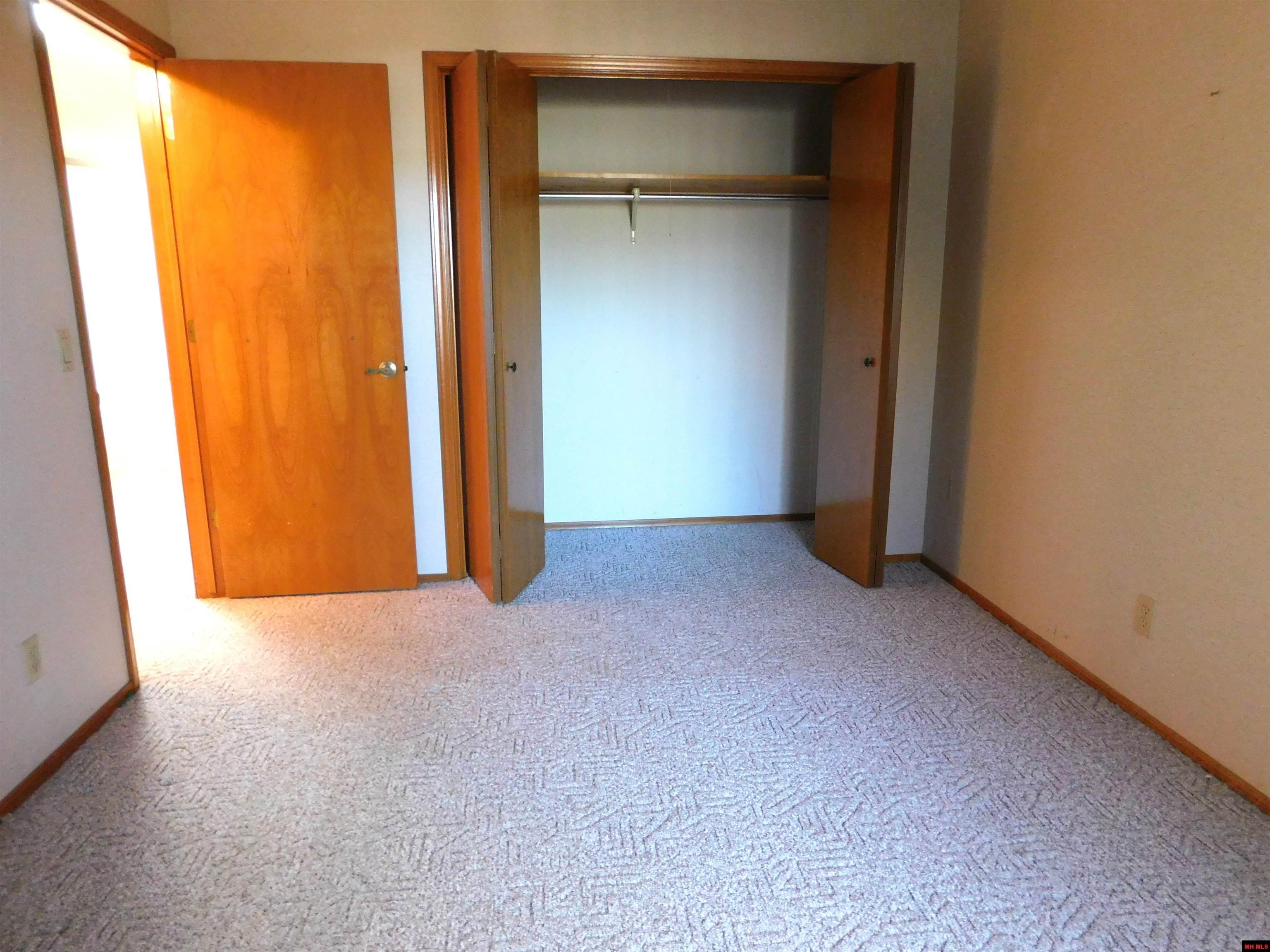 1500 POST OAK WAY Mountain Home, AR