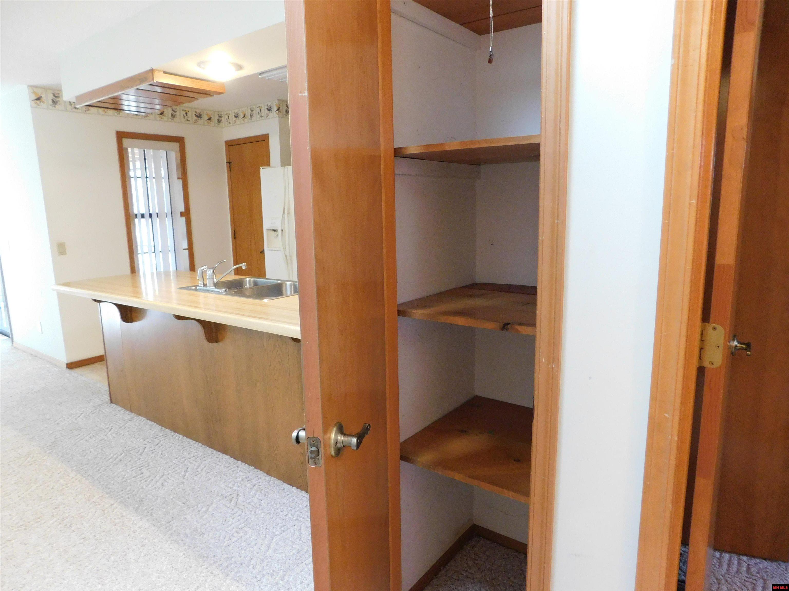 1500 POST OAK WAY Mountain Home, AR