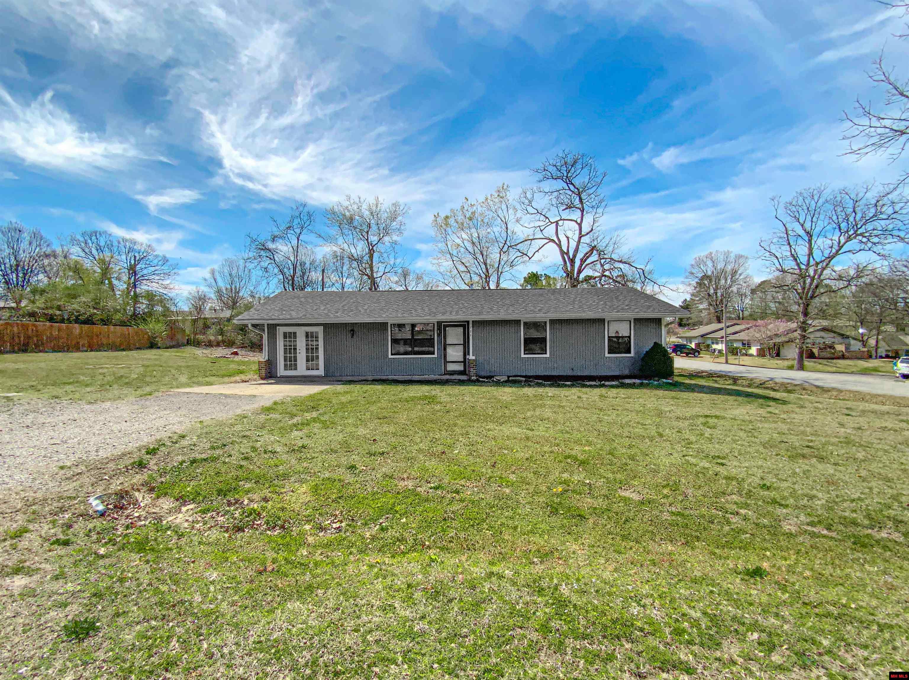 701 SUMMERHILL DRIVE Gassville, AR