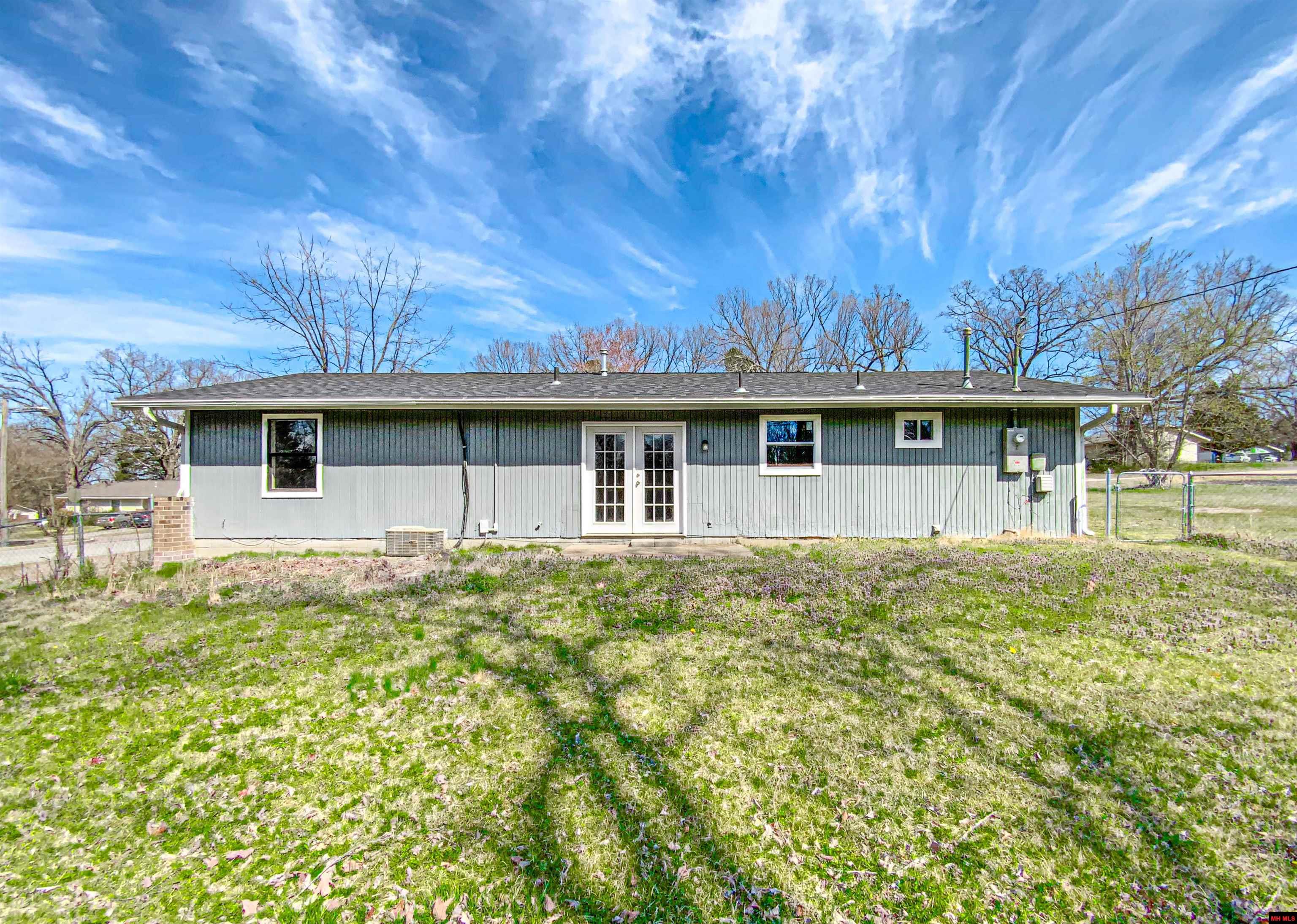 701 SUMMERHILL DRIVE Gassville, AR