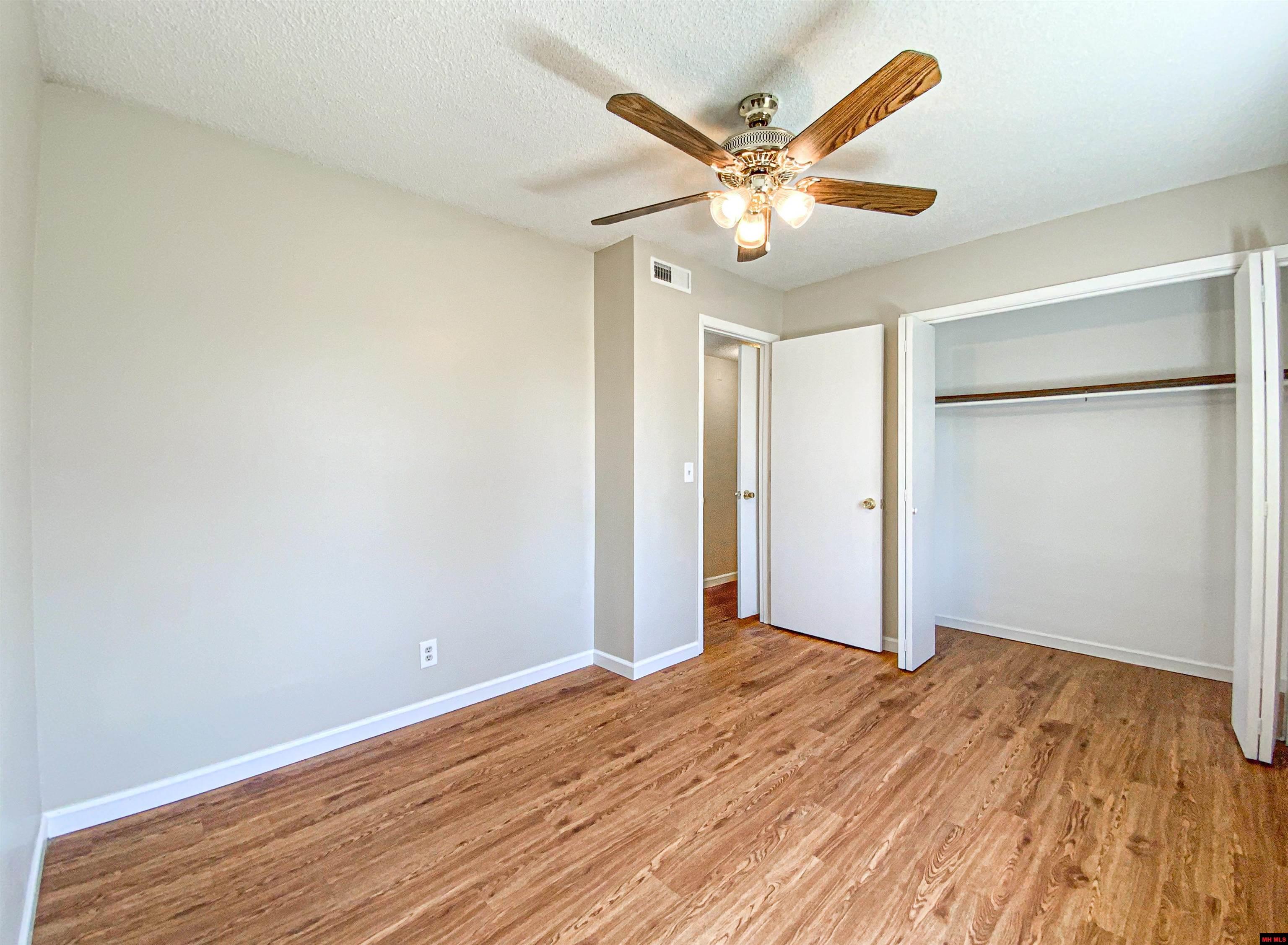 701 SUMMERHILL DRIVE Gassville, AR