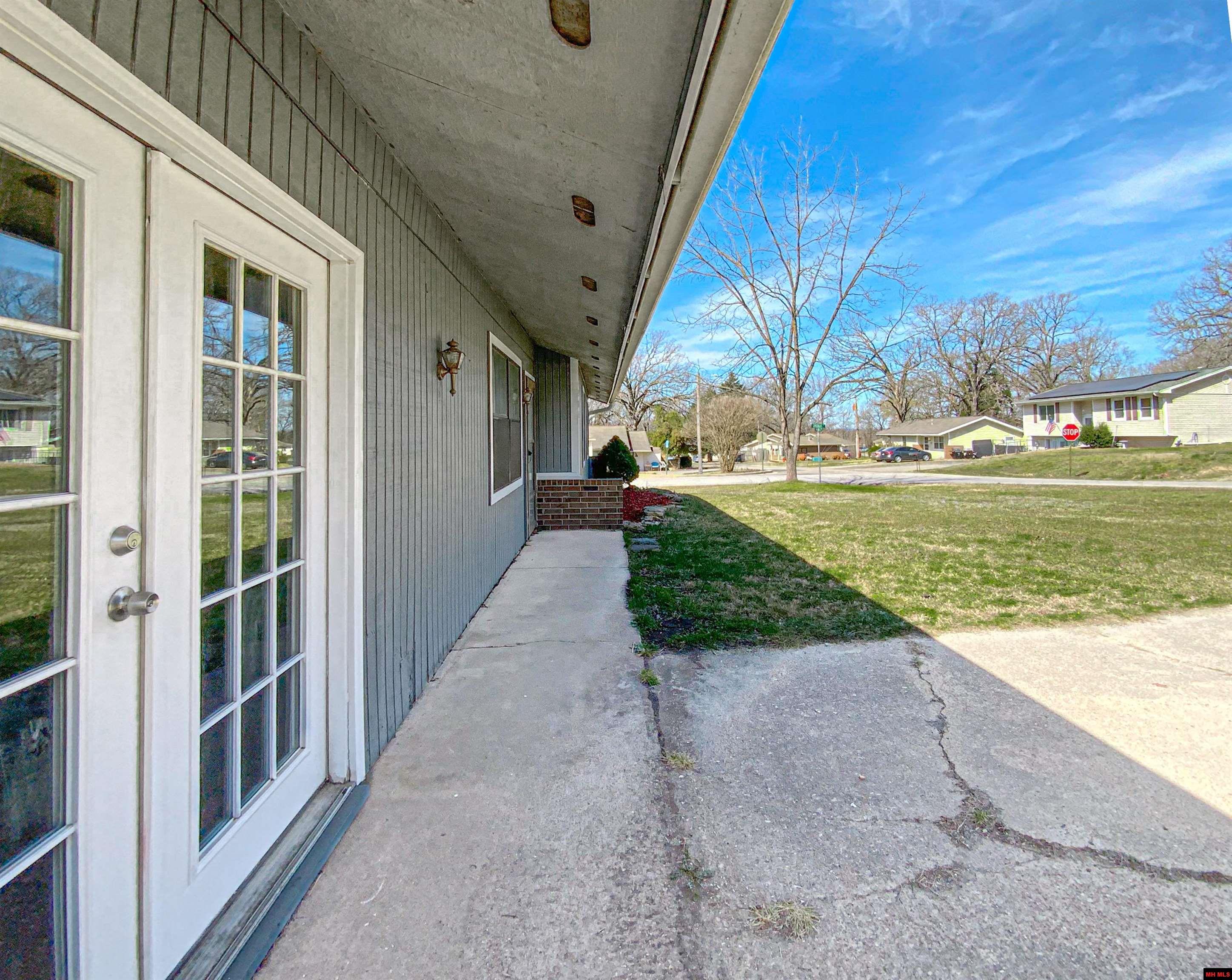701 SUMMERHILL DRIVE Gassville, AR