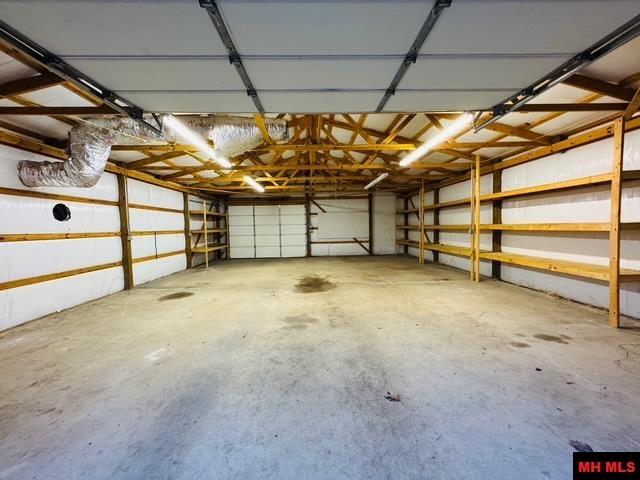 288 MERCEDES LOOP Norfork, AR