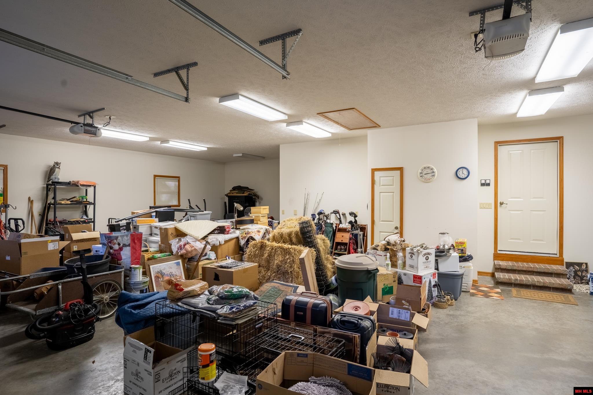 109 EDGEHILL PLACE Bull Shoals, AR 72619