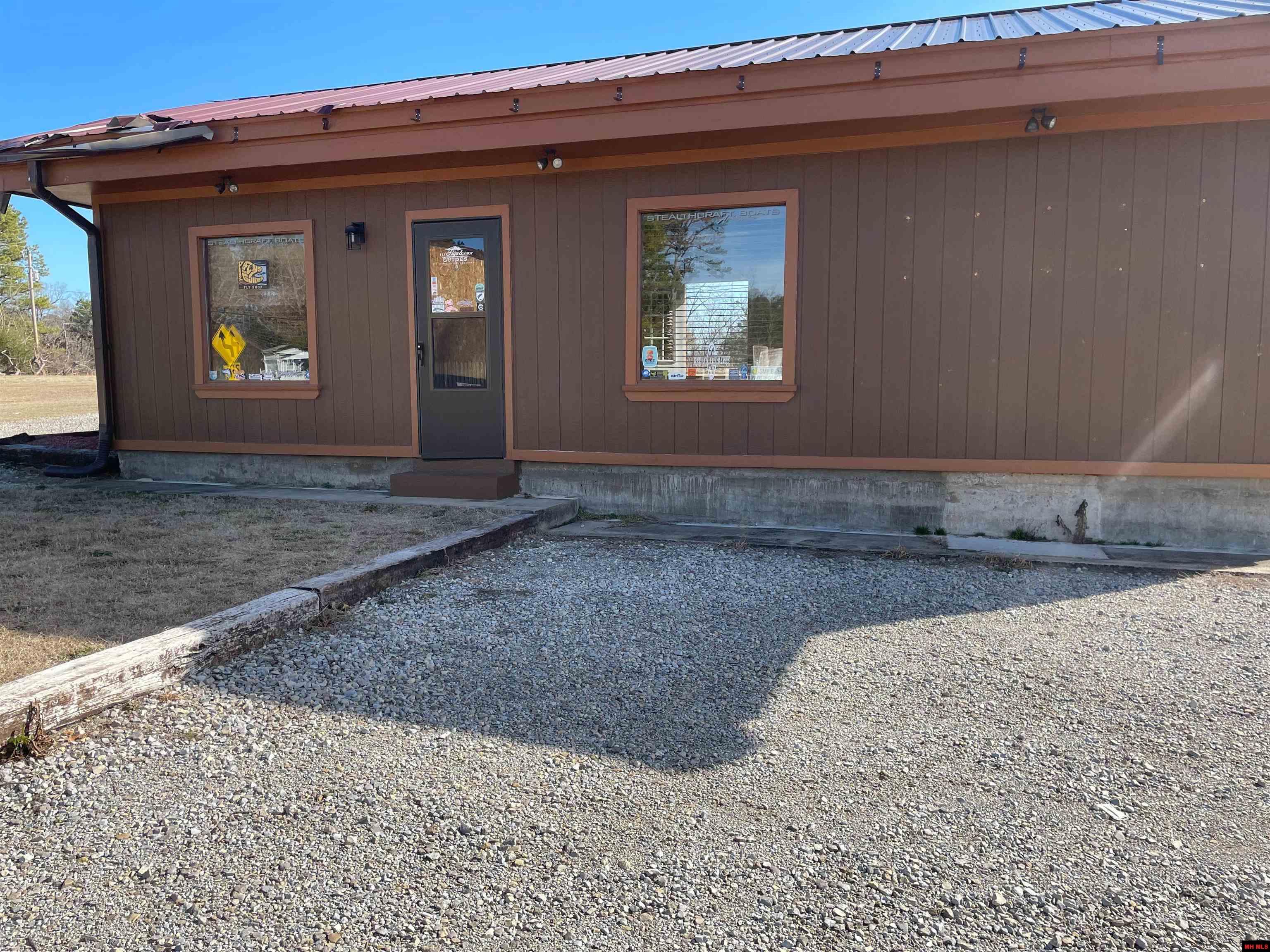 11168 HWY 5 SOUTH Salesville, AR