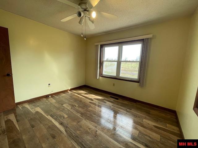 1628 CR 39 Mountain Home, AR 72653