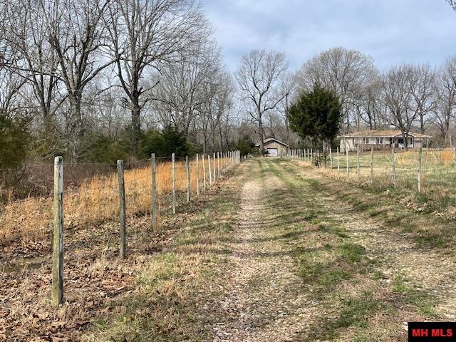 1628 CR 39 Mountain Home, AR 72653