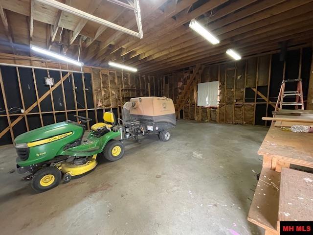 1628 CR 39 Mountain Home, AR 72653