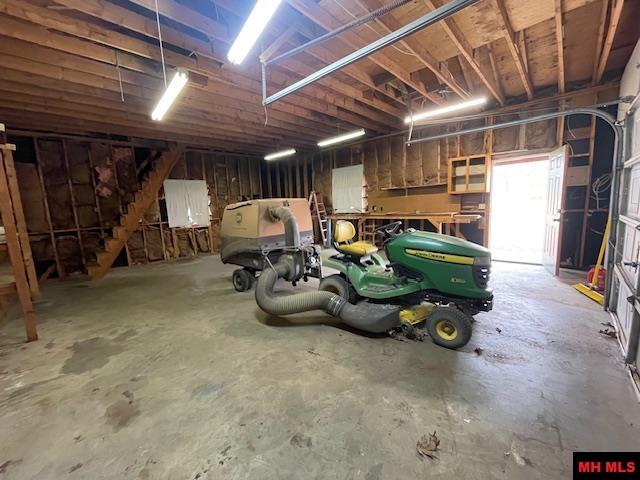 1628 CR 39 Mountain Home, AR 72653