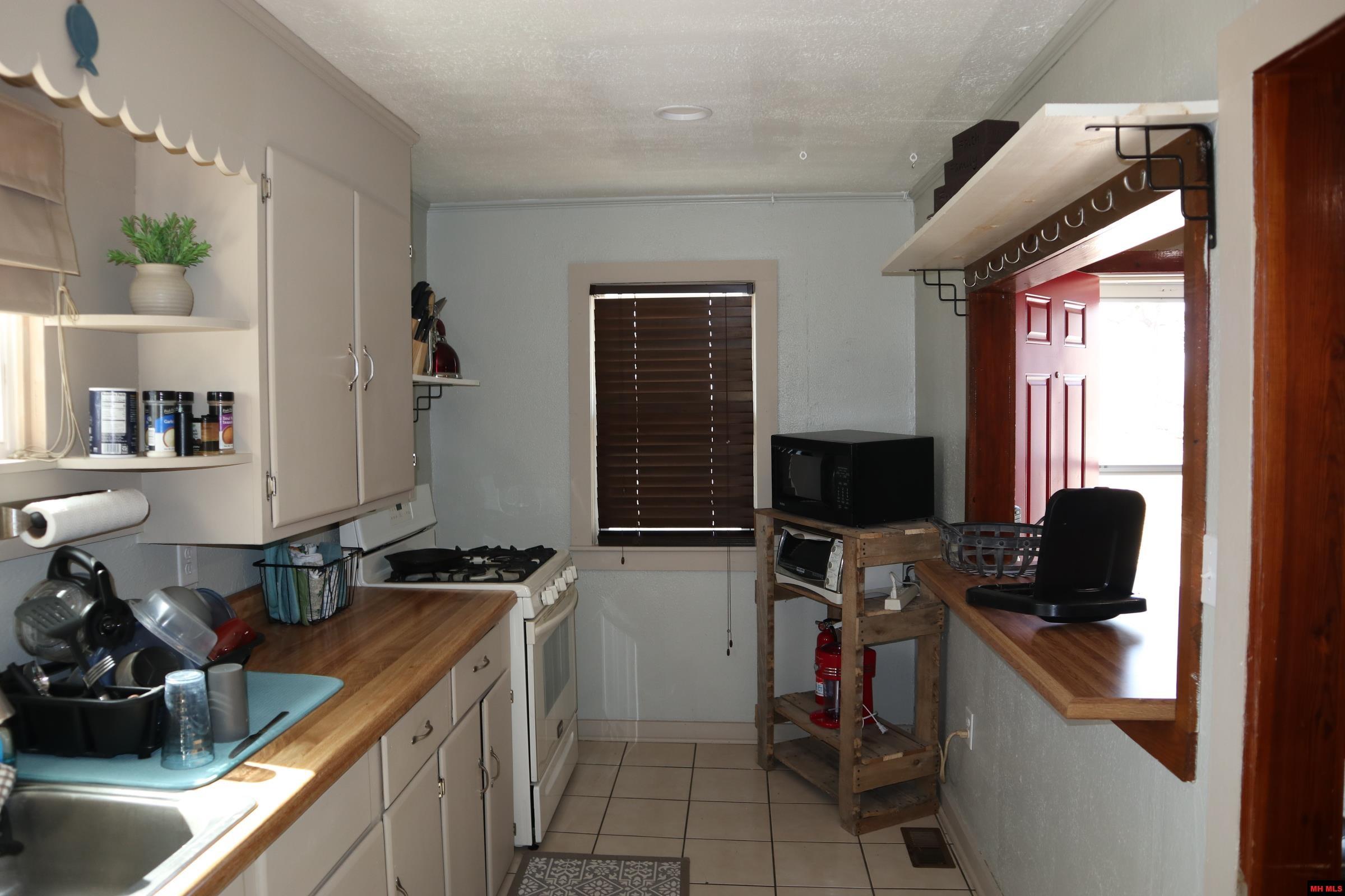 10447 HWY 62 EAST Henderson, AR 72544