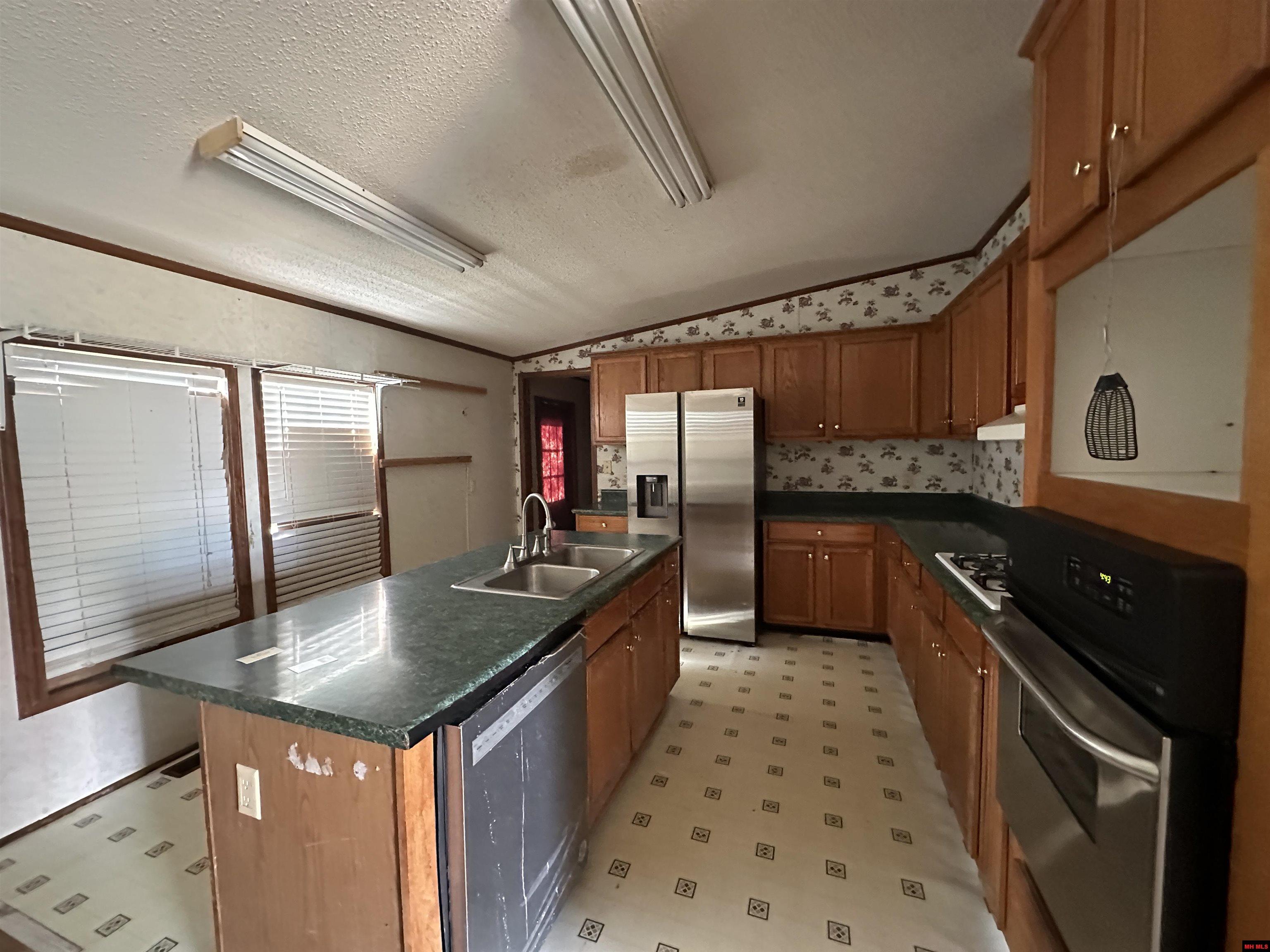 231 JONES ROAD Yellville, AR