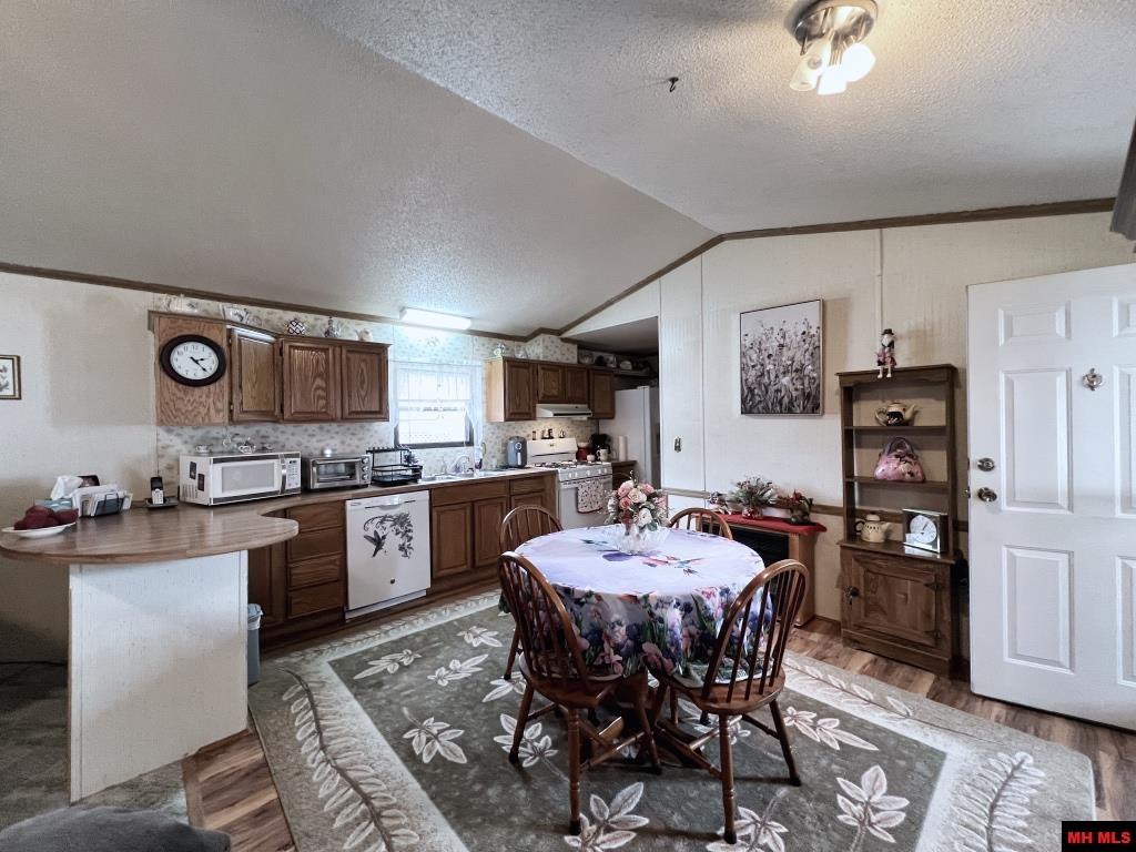 19 FLECK DRIVE Mountain Home, AR