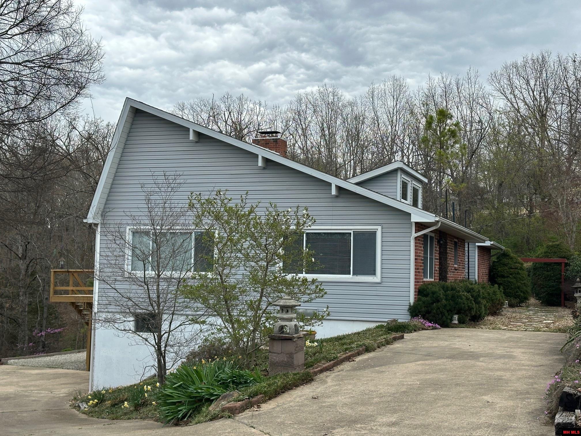 108 ELIZABETH WAY Lakeview, AR 72642