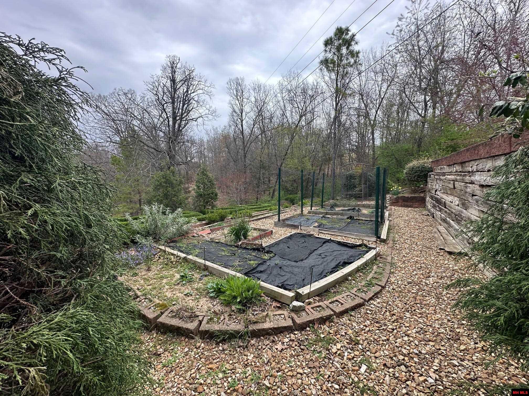 108 ELIZABETH WAY Lakeview, AR 72642