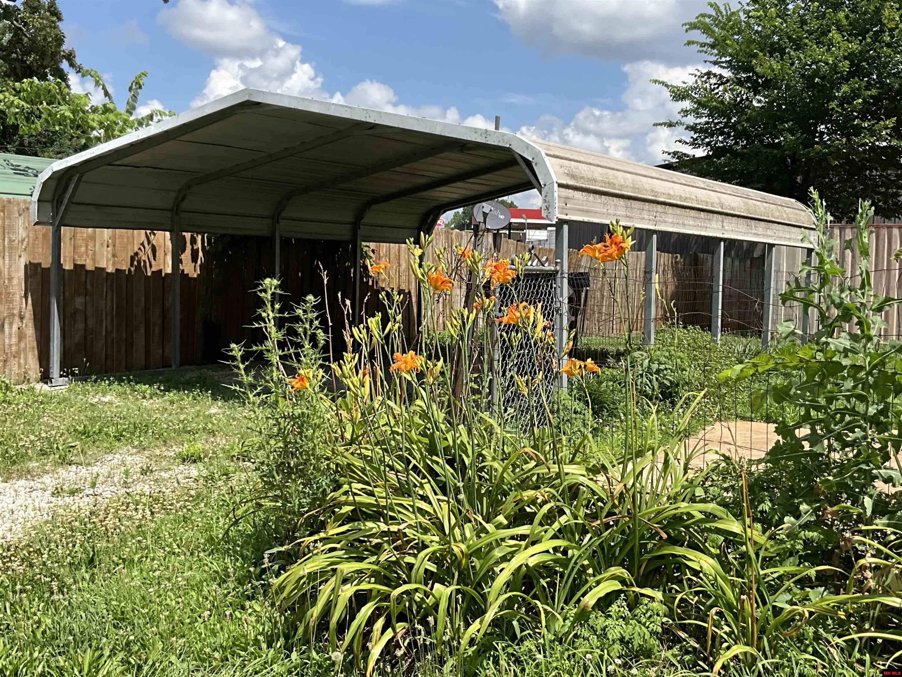 1681 S SOUTH US HIGHWAY 63 West Plains, MO 65775-0000