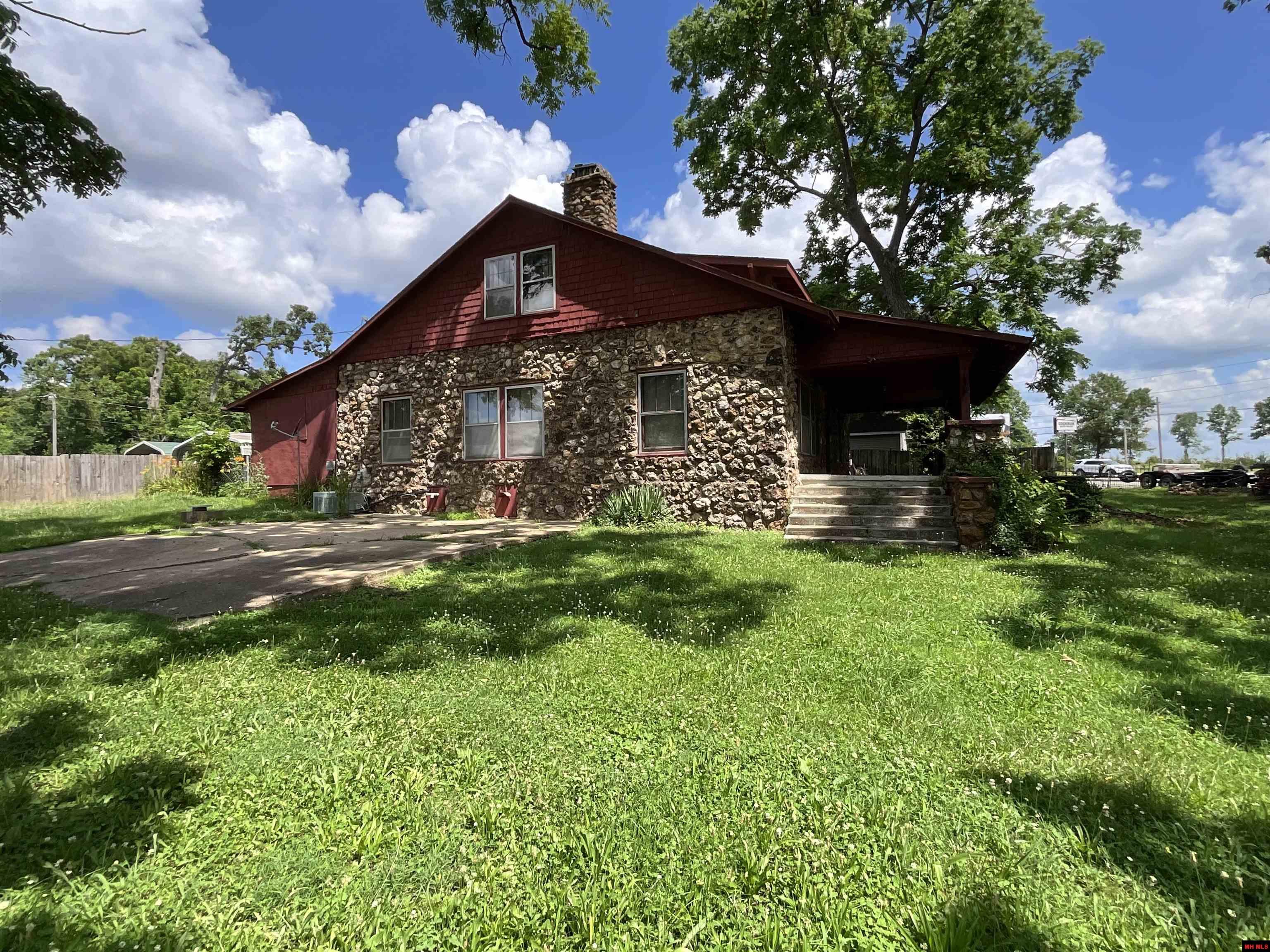 1681 S SOUTH US HIGHWAY 63 West Plains, MO 65775-0000