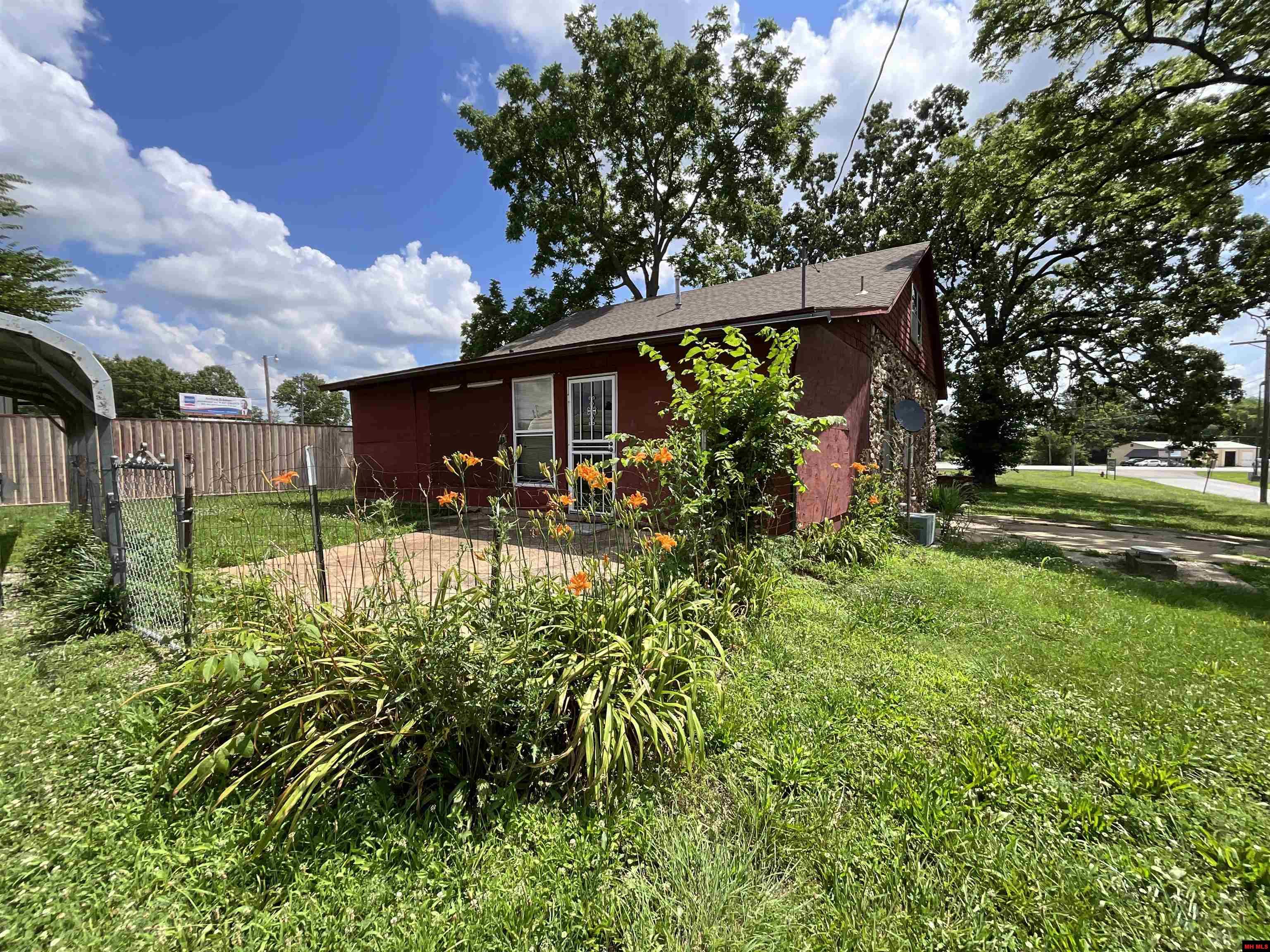 1681 S SOUTH US HIGHWAY 63 West Plains, MO 65775-0000