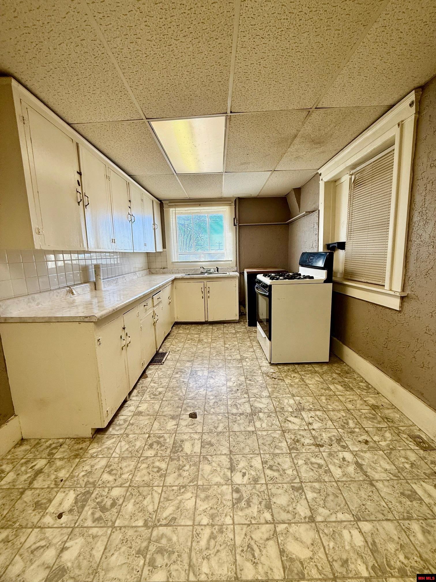 1681 S SOUTH US HIGHWAY 63 West Plains, MO 65775-0000