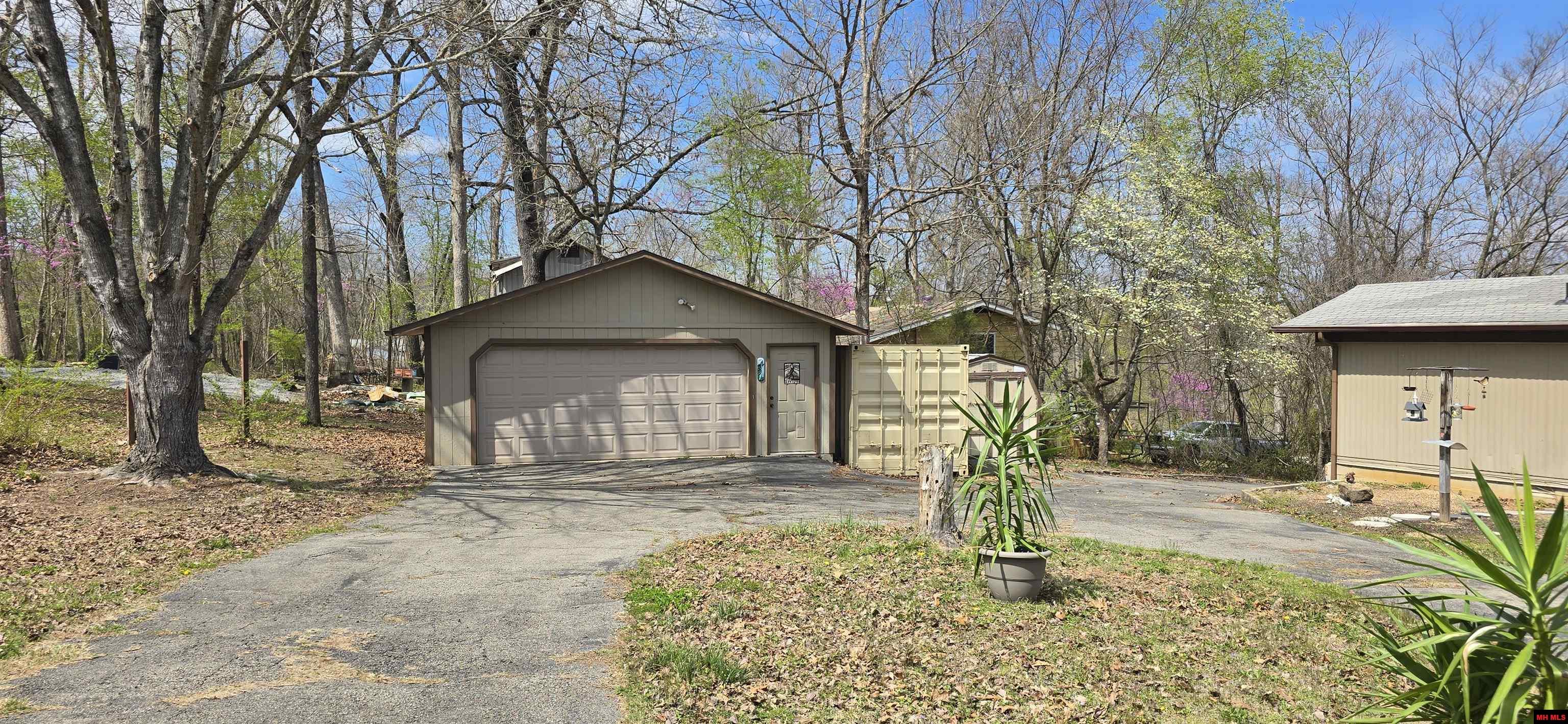 126 COVE ROAD Lakeview, AR