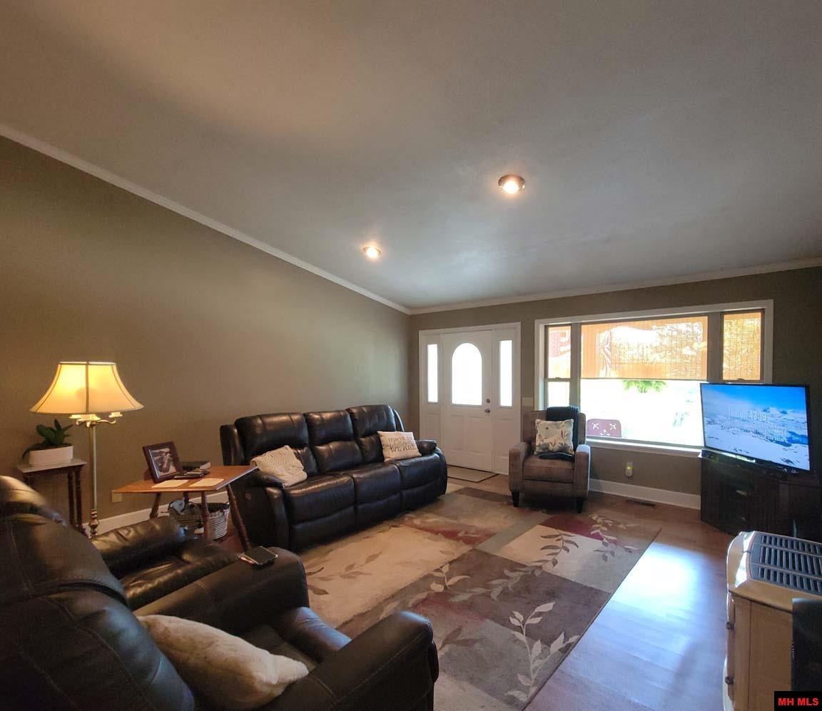 1483 CHESSMOND FERRY ROAD Calico Rock, AR