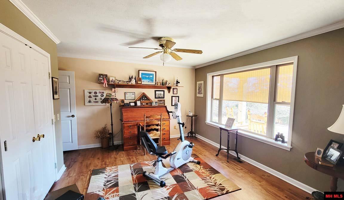 1483 CHESSMOND FERRY ROAD Calico Rock, AR