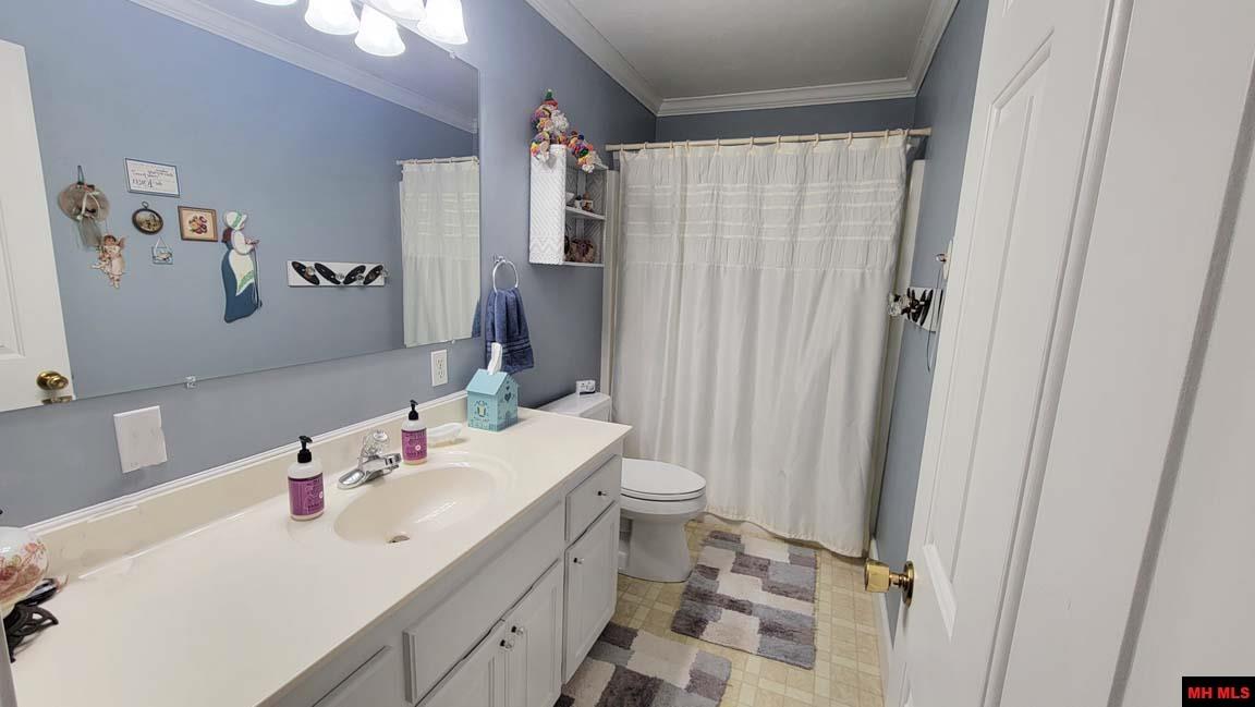 1483 CHESSMOND FERRY ROAD Calico Rock, AR