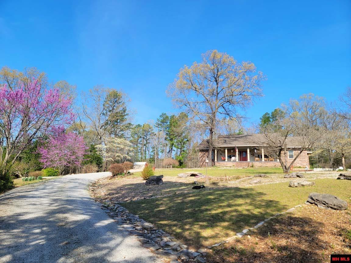 1483 CHESSMOND FERRY ROAD Calico Rock, AR