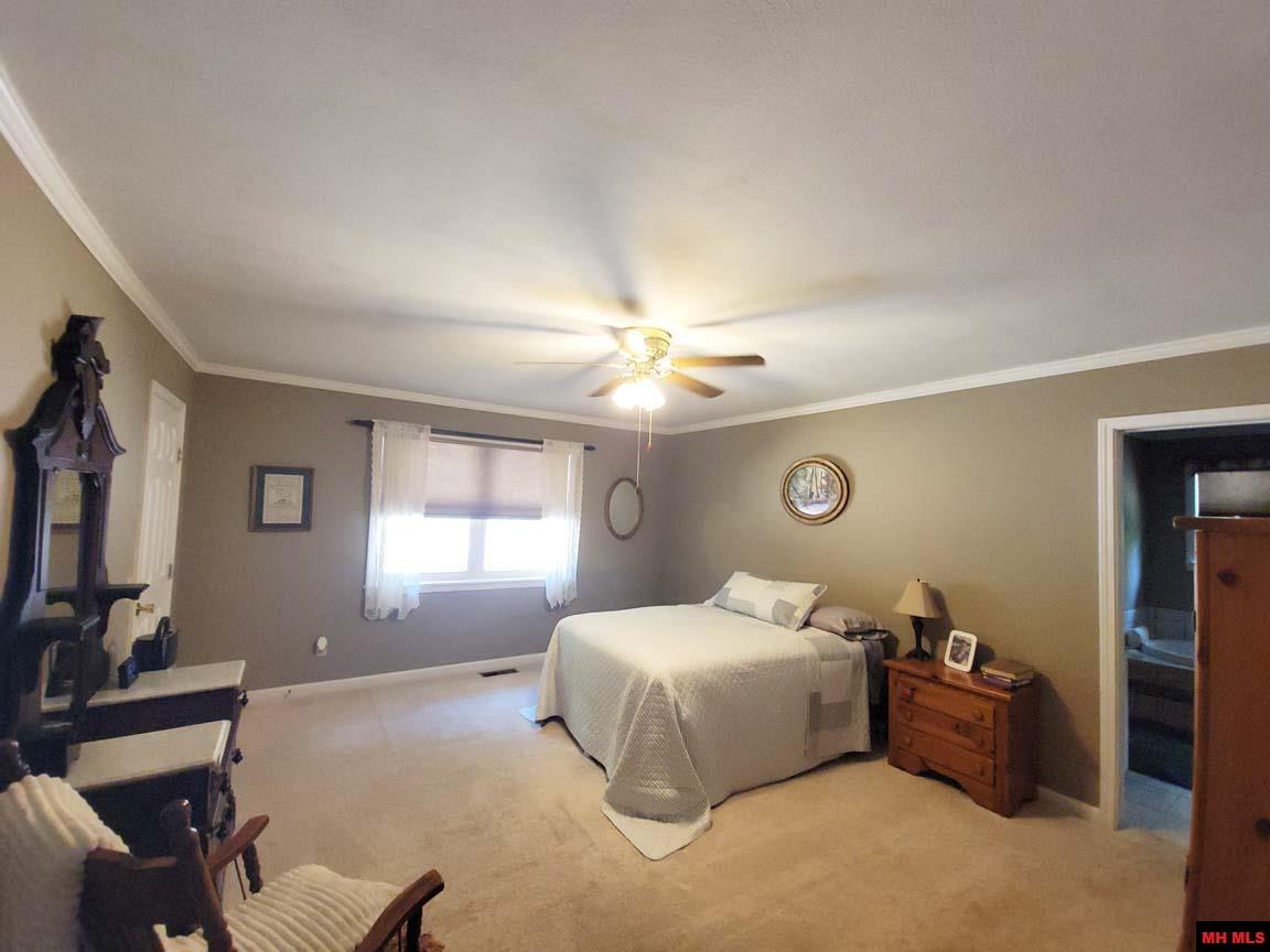 1483 CHESSMOND FERRY ROAD Calico Rock, AR