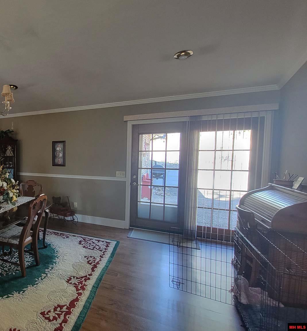1483 CHESSMOND FERRY ROAD Calico Rock, AR