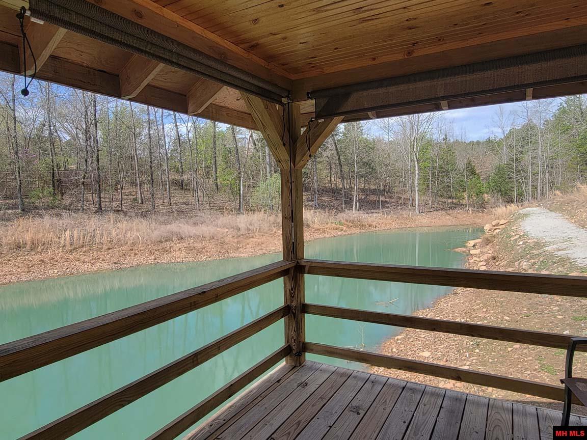 1483 CHESSMOND FERRY ROAD Calico Rock, AR