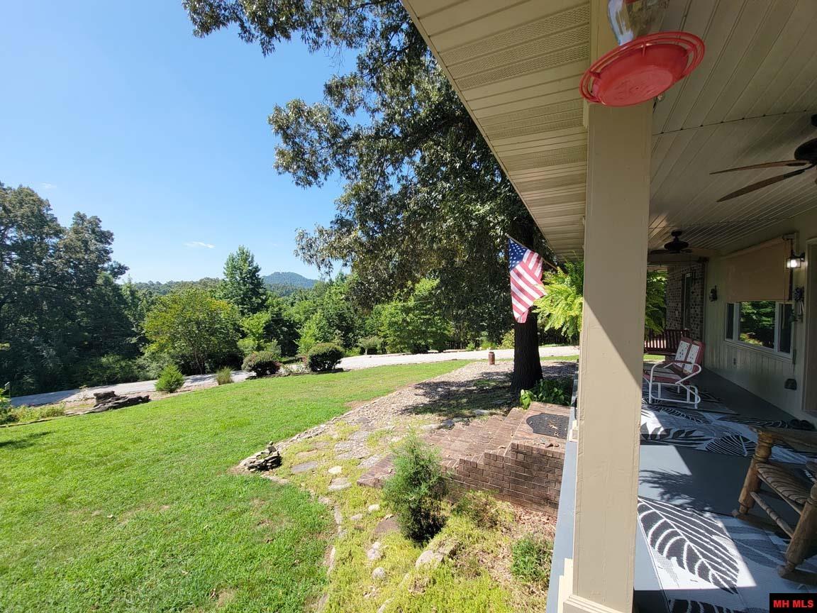 1483 CHESSMOND FERRY ROAD Calico Rock, AR