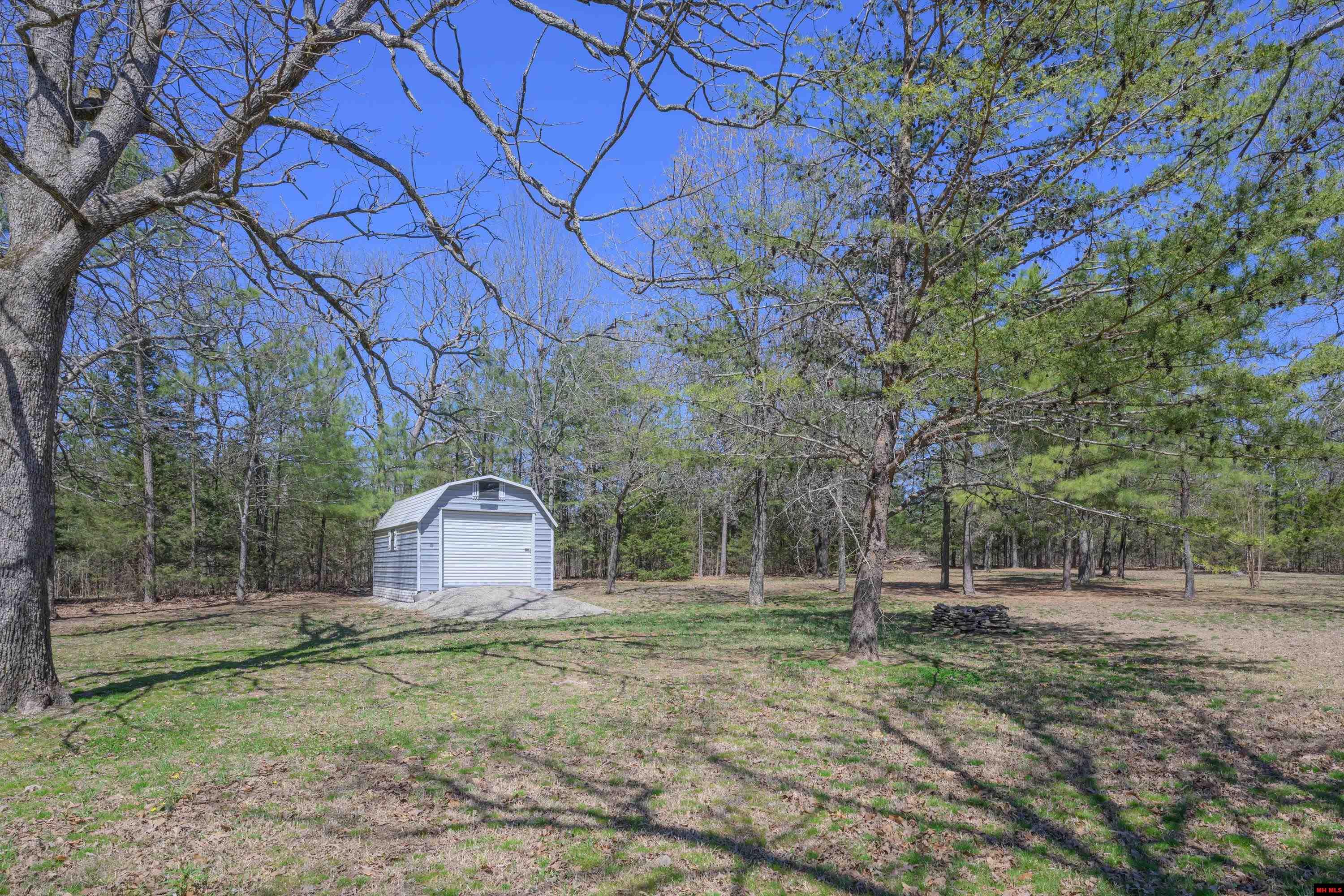 417 CR 1175 Mountain Home, AR