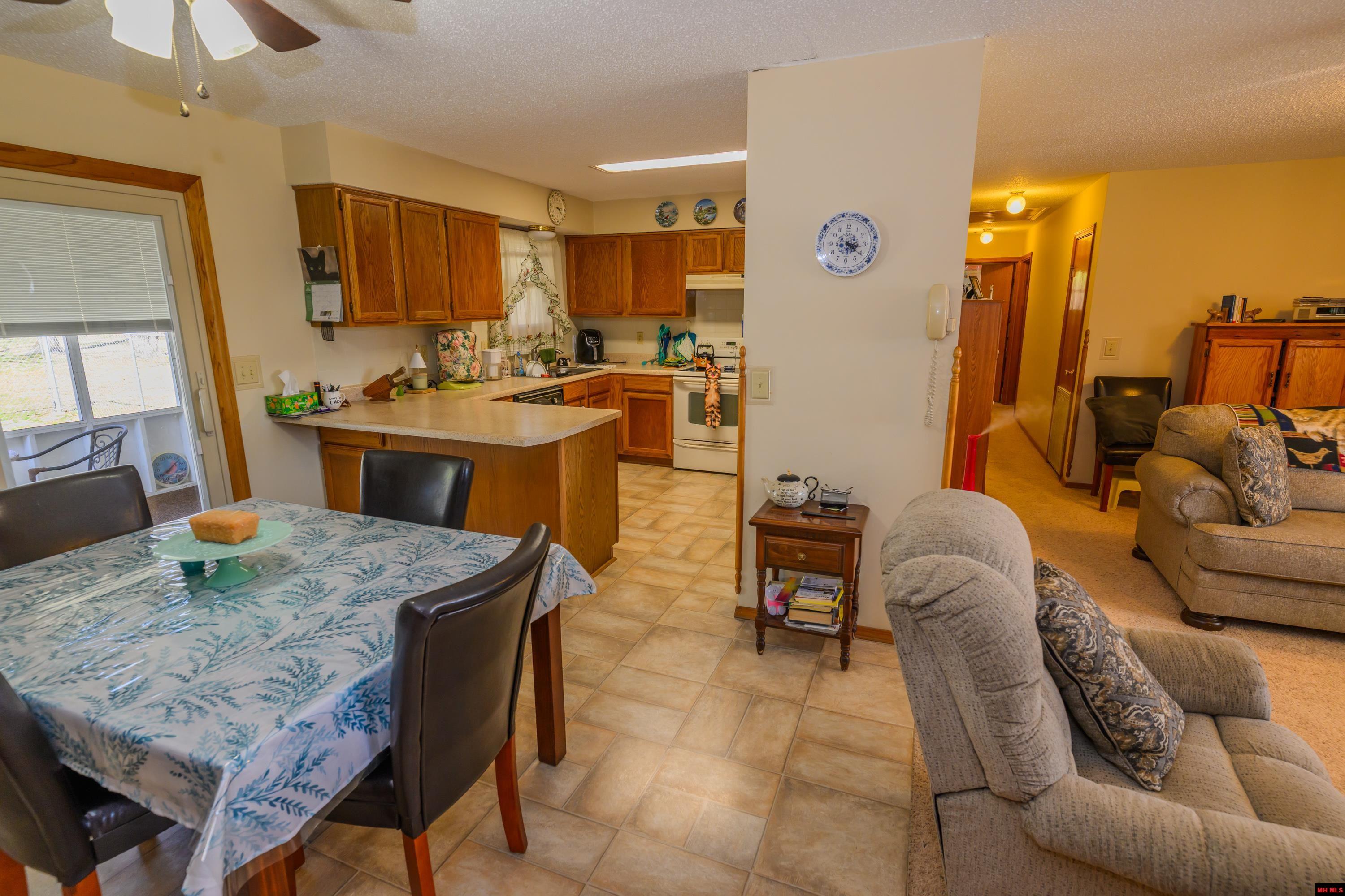 417 CR 1175 Mountain Home, AR