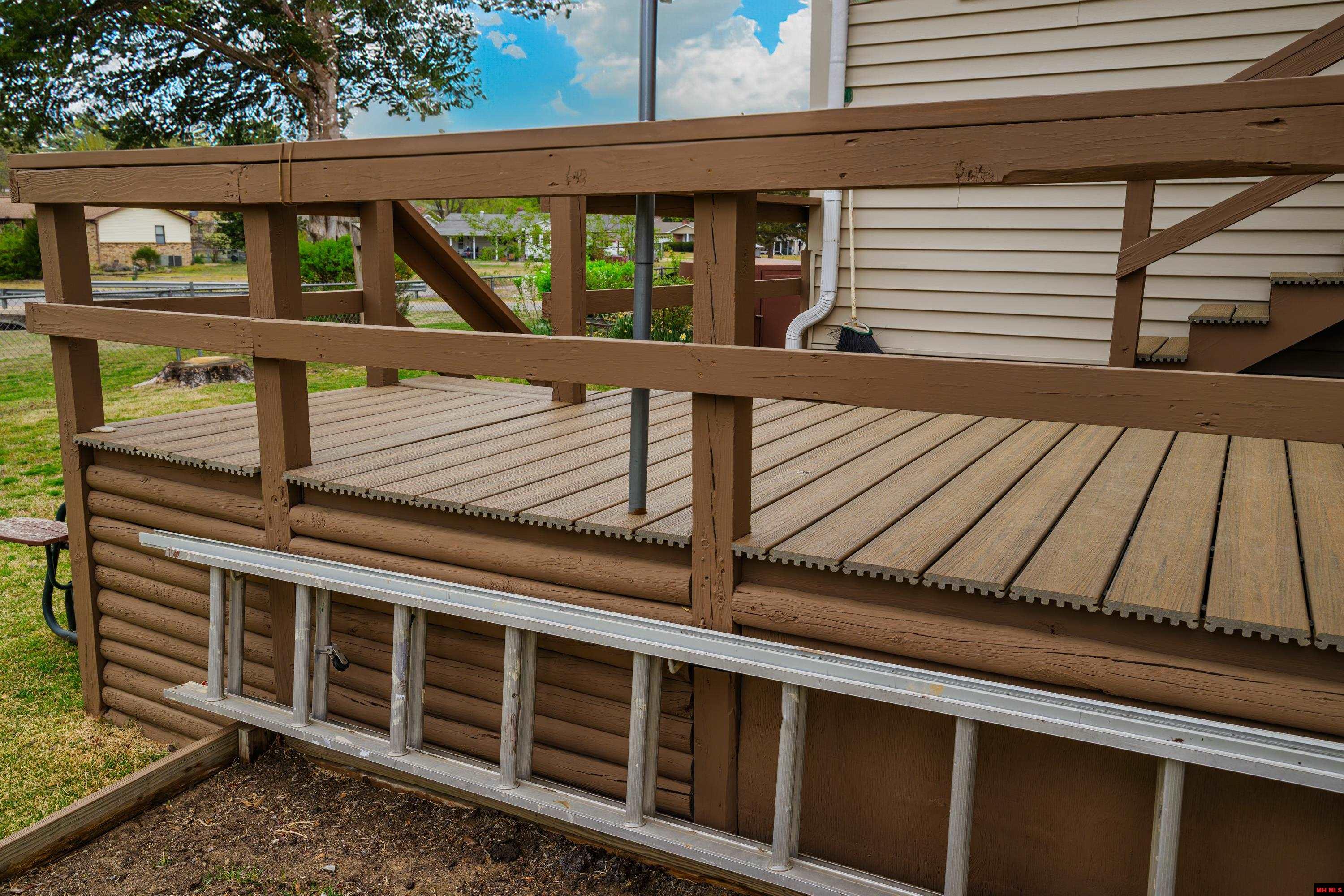 102 PARKVIEW DRIVE Mountain Home, AR