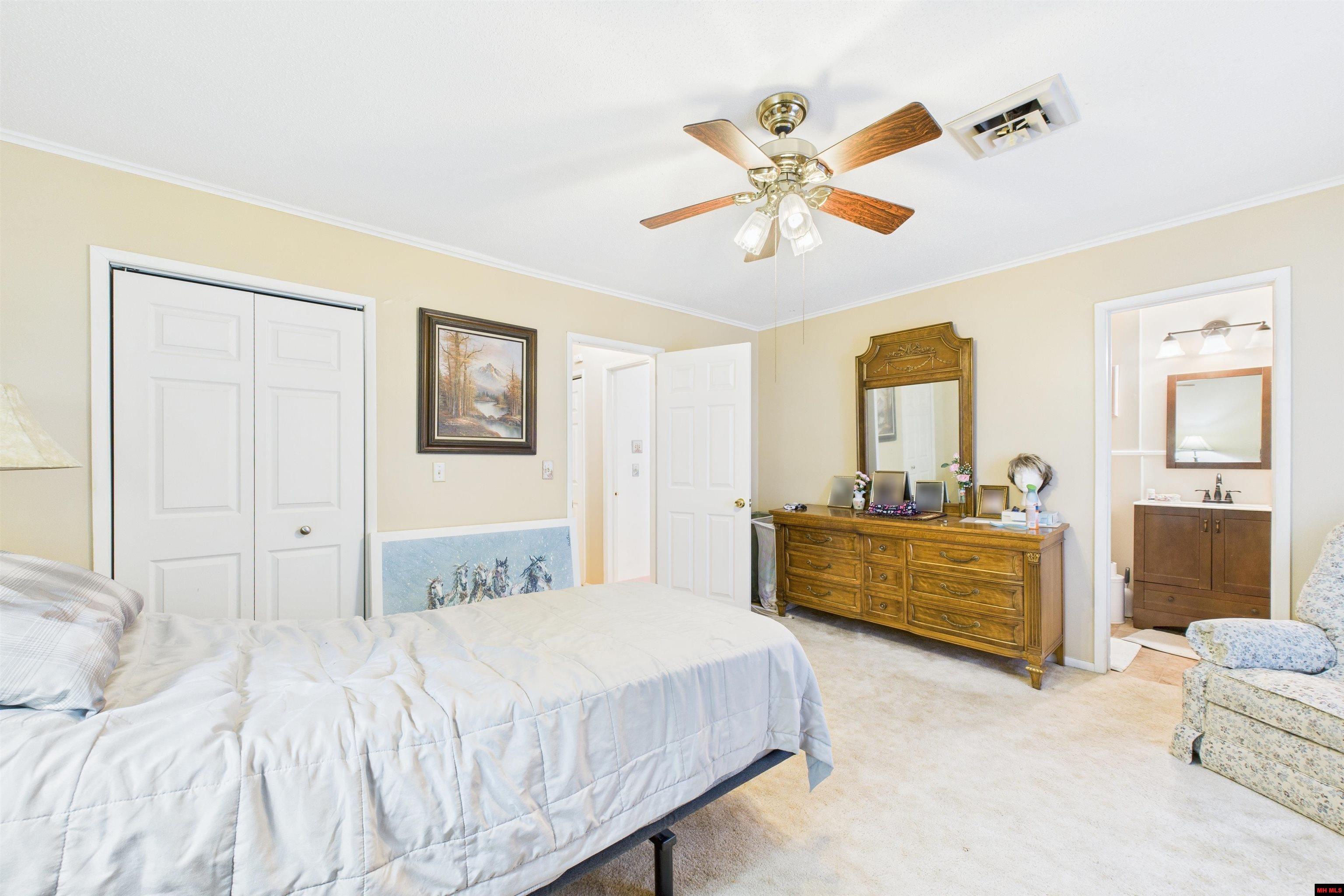 1109 MEADOWBROOK DRIVE Mountain Home, AR