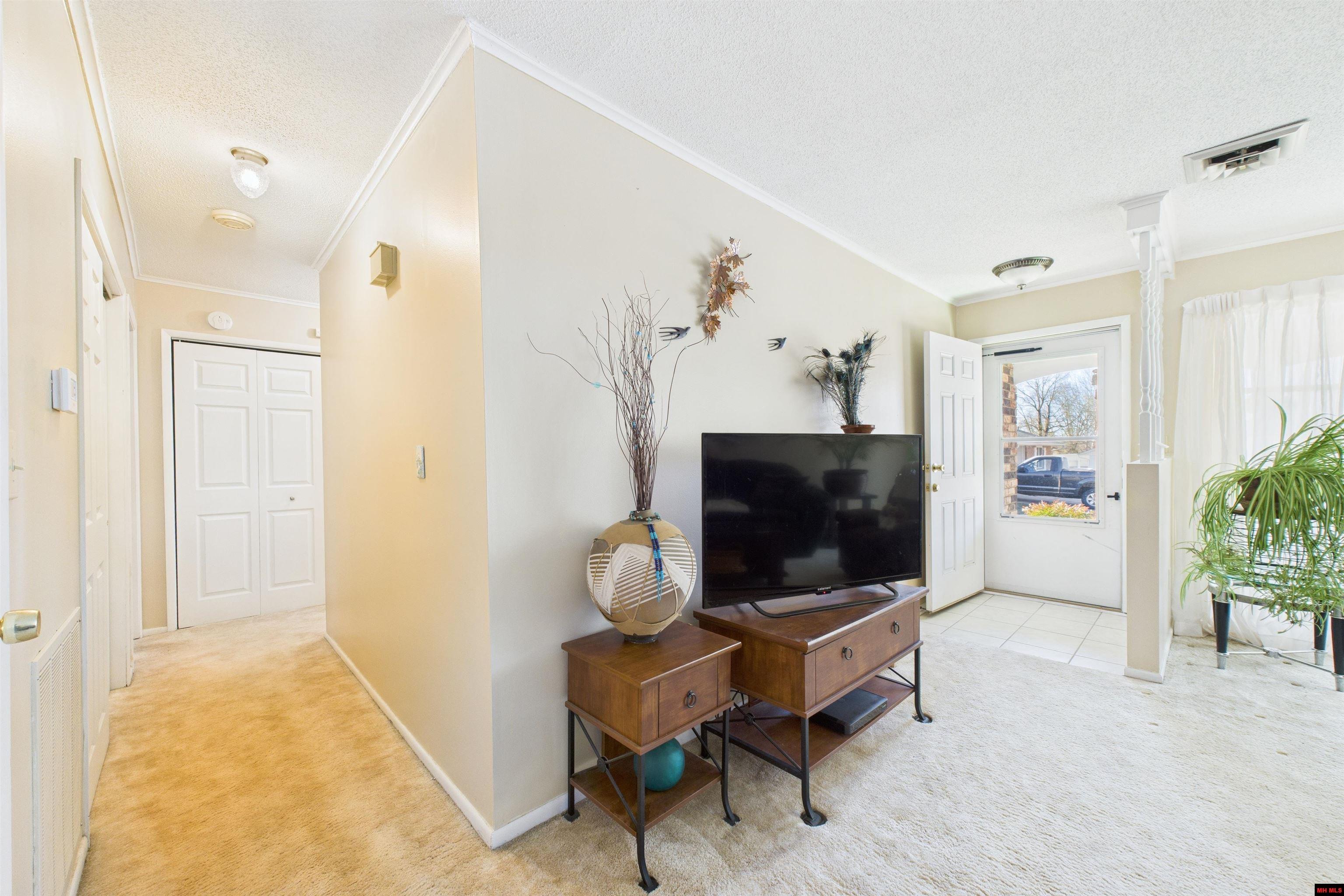 1109 MEADOWBROOK DRIVE Mountain Home, AR
