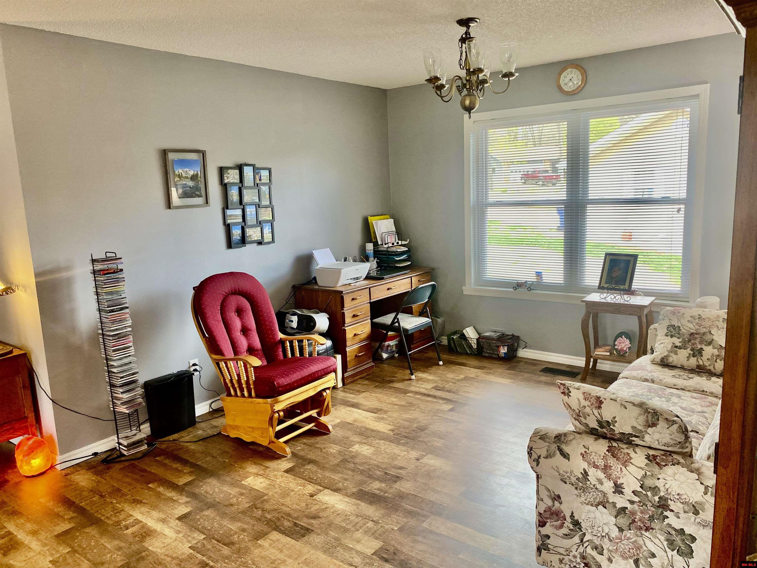 1804 EAGLE DRIVE Mountain Home, AR