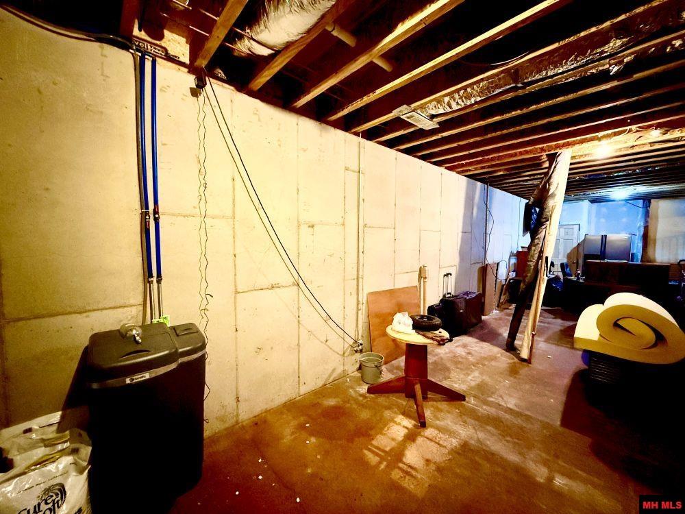 10019 Promise Land Road