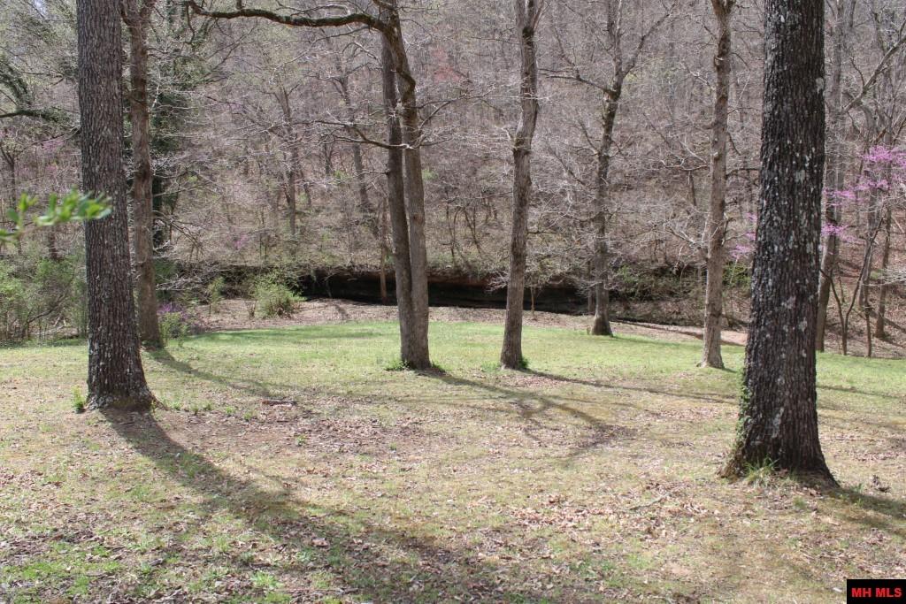 3841 TALL OAKS LANE Harrison, AR 72601